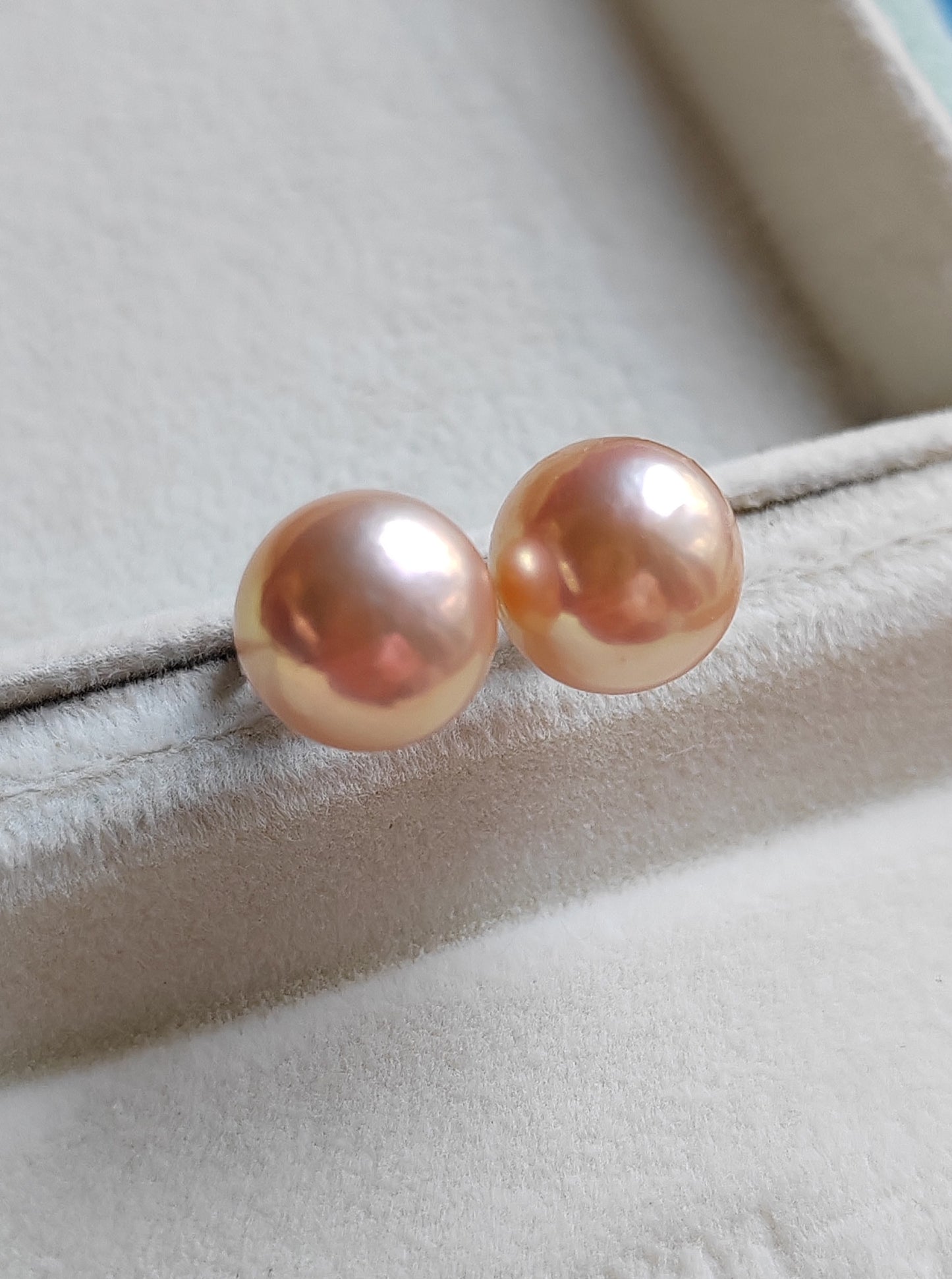 10.2mm Genuine freshwater pearls essential earrings studs Peach