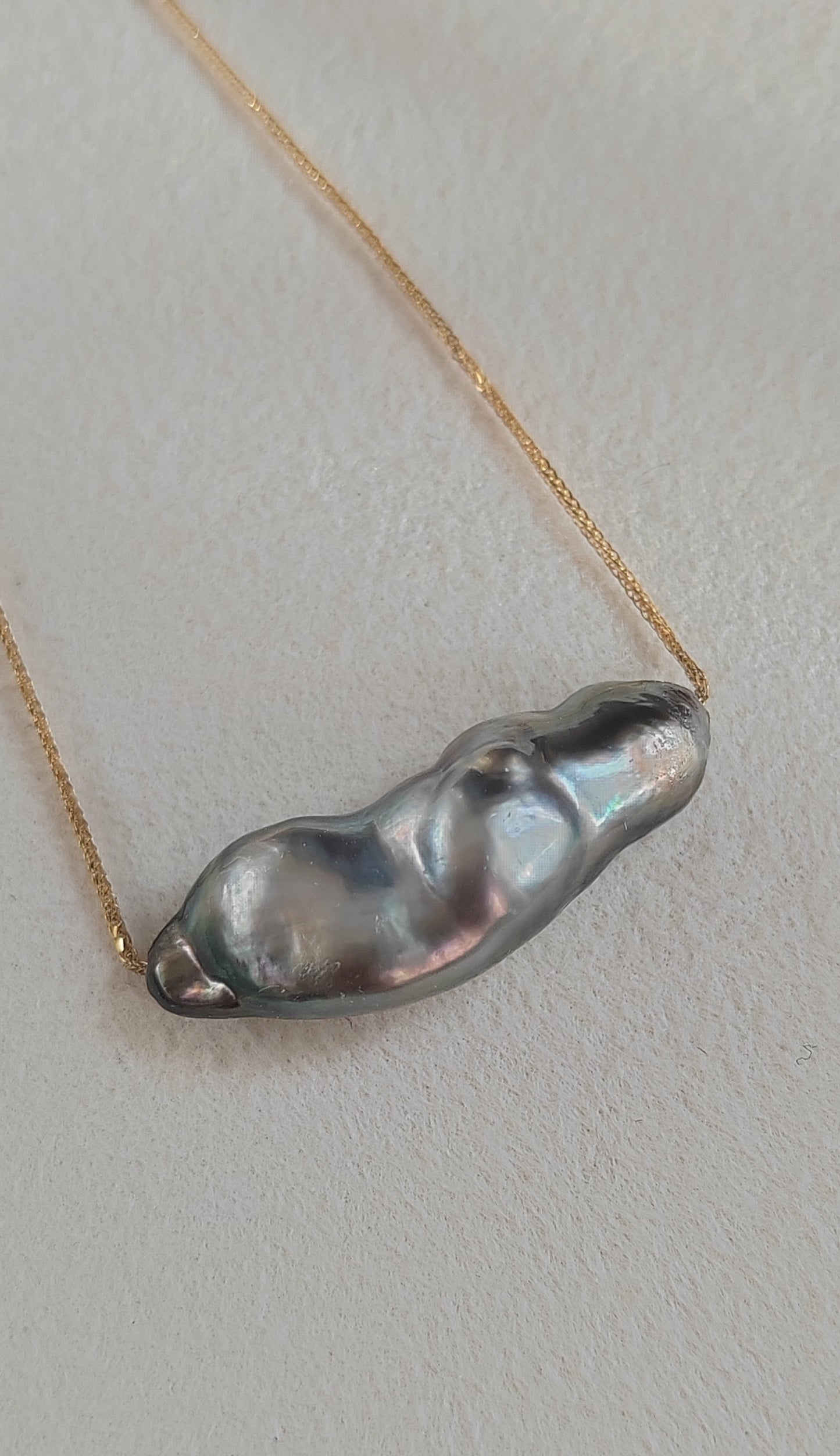 'Mermaid' 18k gold solitaire necklace Genuine Keshi Tahitian south sea pearl 9.6x25.3mm 'Wild'