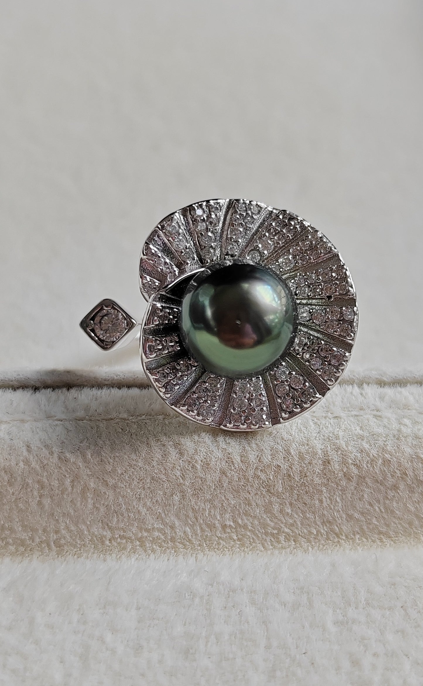 'Green lotus' adjustable ring genuine tahitian south sea pearl 9.3mm