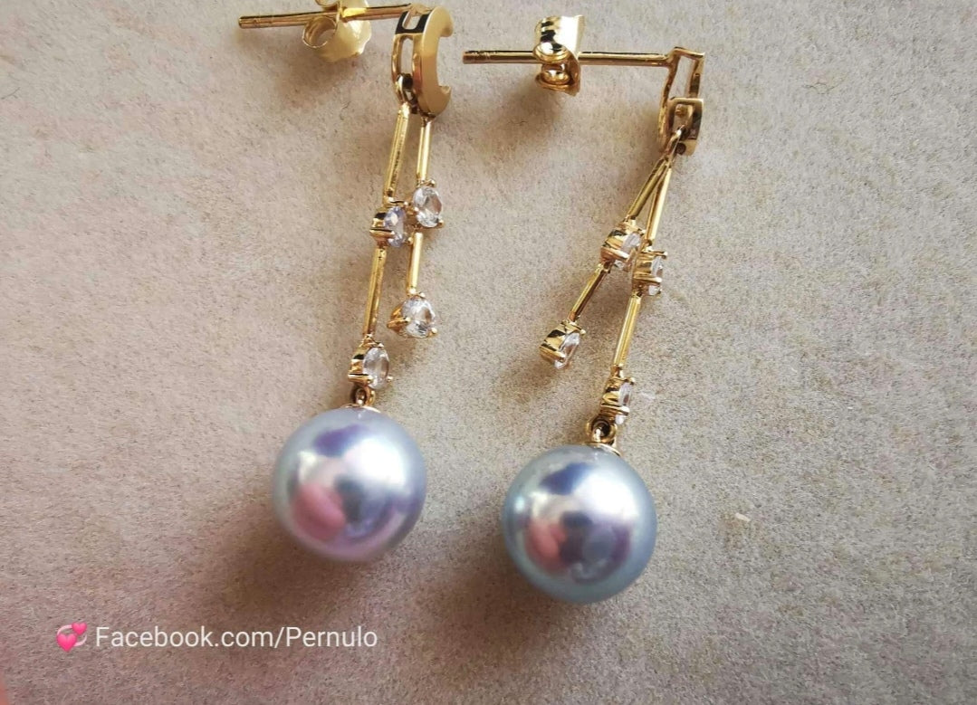 'Blue Moon' earrings 18k gold genuine Japanese akoya pearls 8mm AAAA