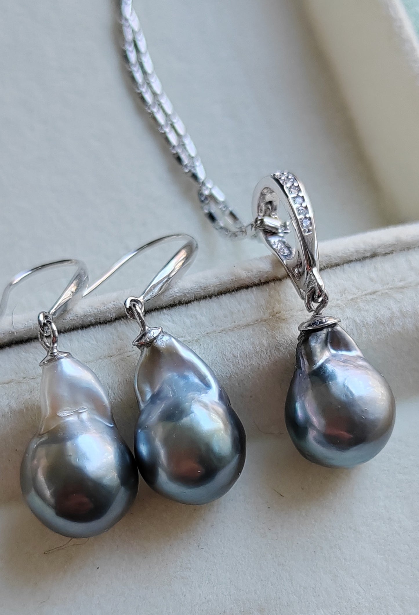 Classic Jewellry set Genuine tahitian sea pearls 10.2-10.4mm