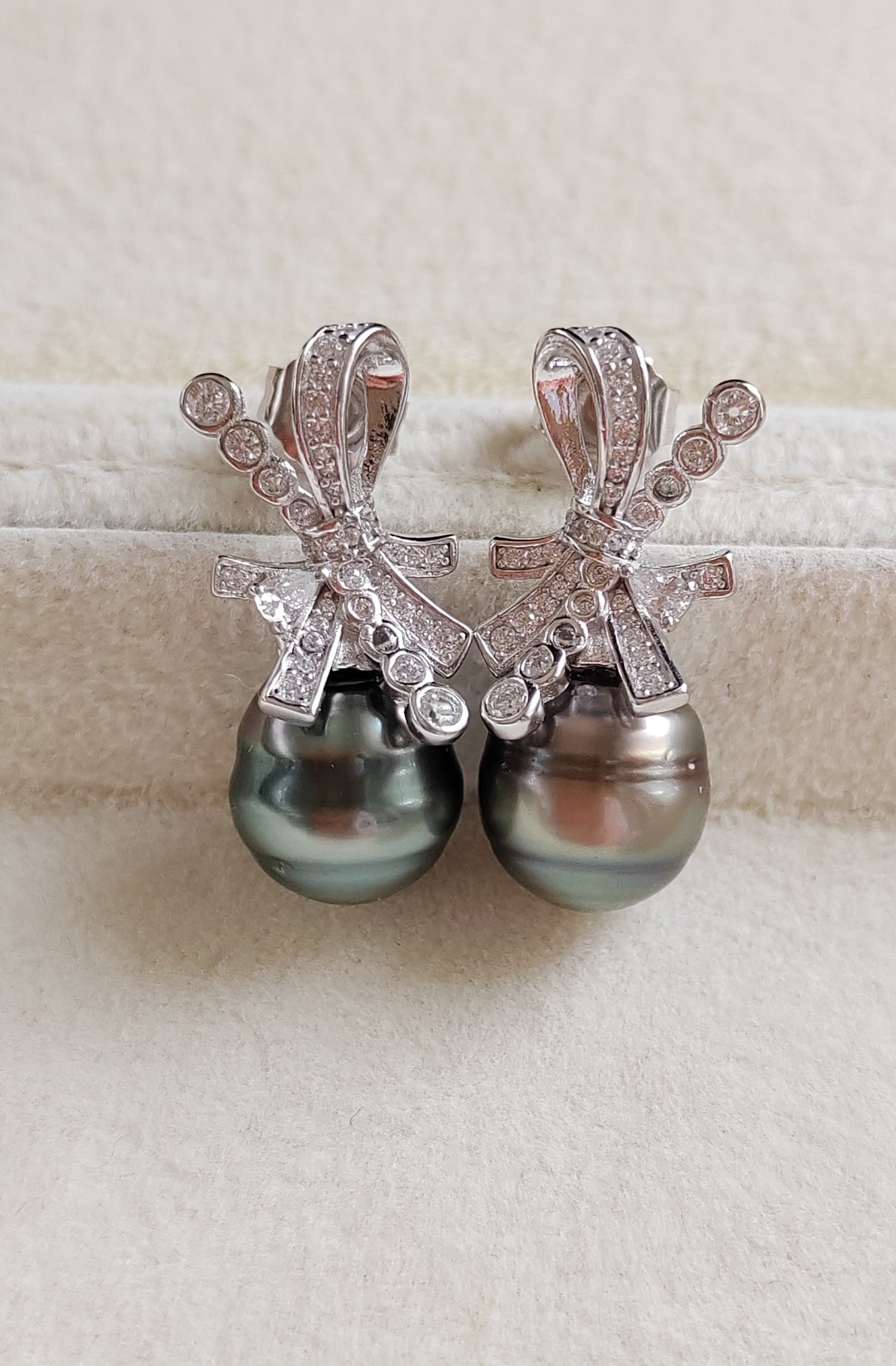 Art Deco earrings silver Genuine tahitian pearls 10.3mm