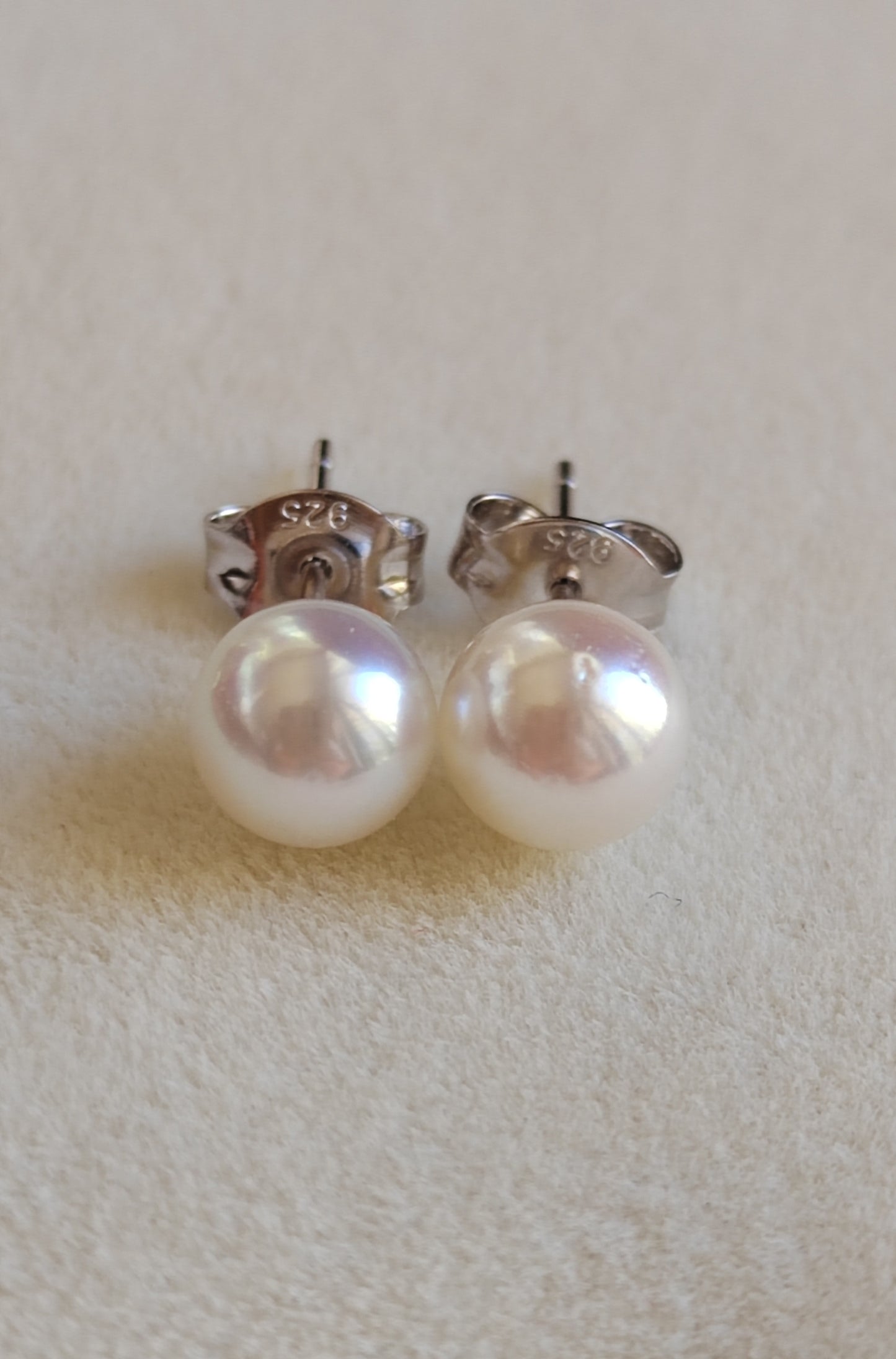 6-6.5mm Genuine Akoya pearls Essential earrings studs