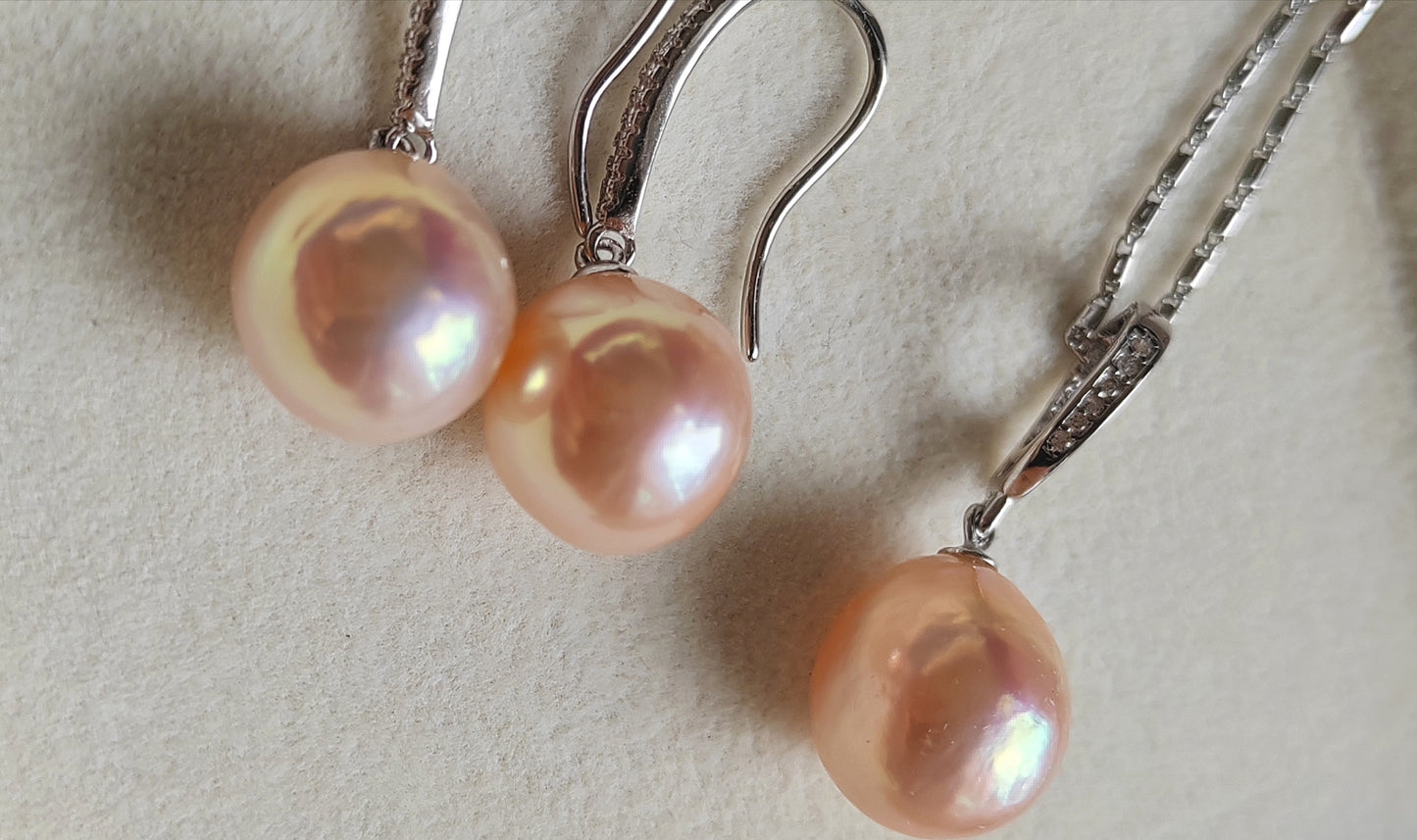 'Fairy Peach' Jewellery set Genuine freshwater pearls 11.8-12.2mm