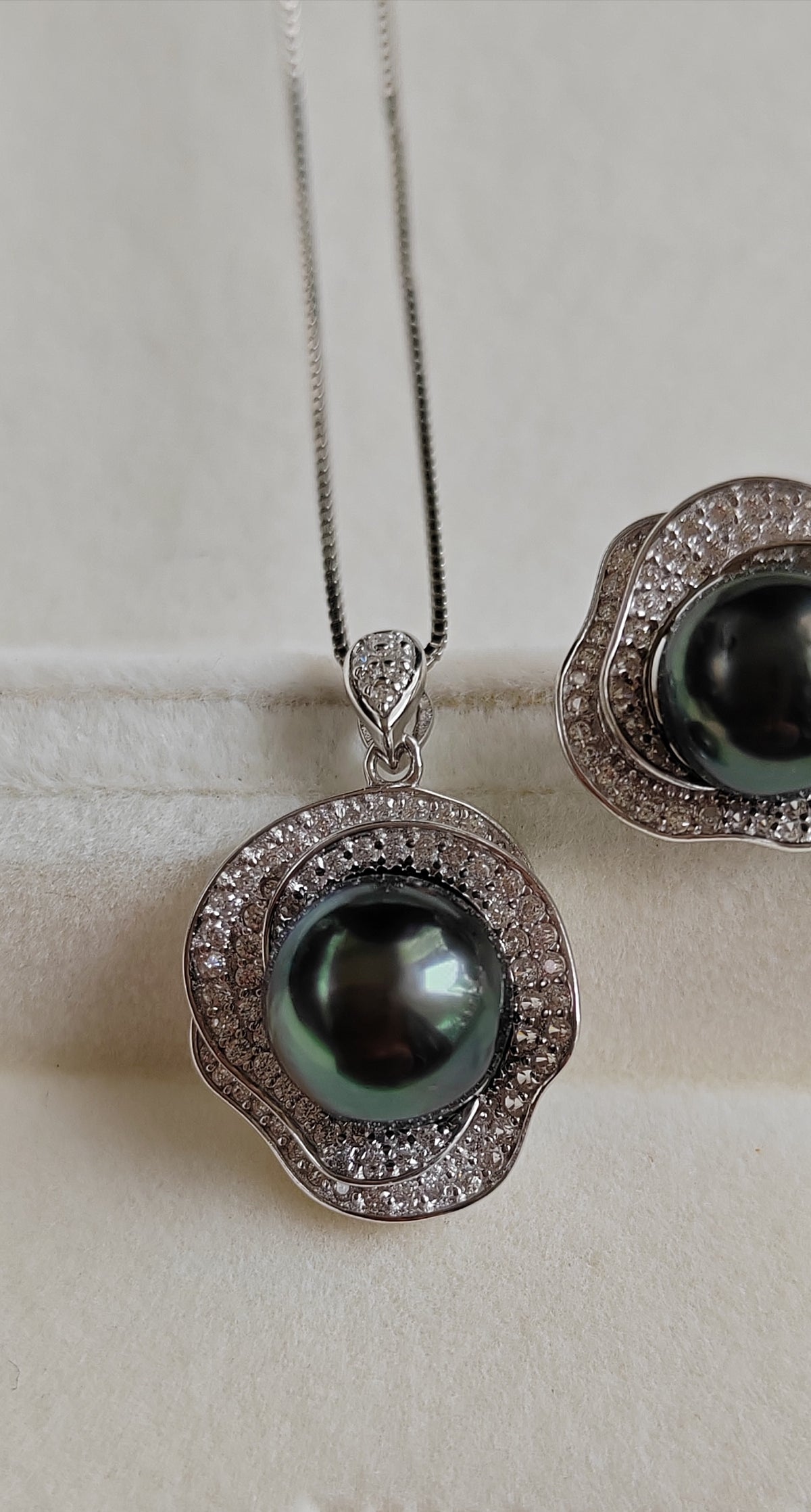 'Black Rose' jewelry set Genuine tahitian sea pearls 7.8-8.9mm