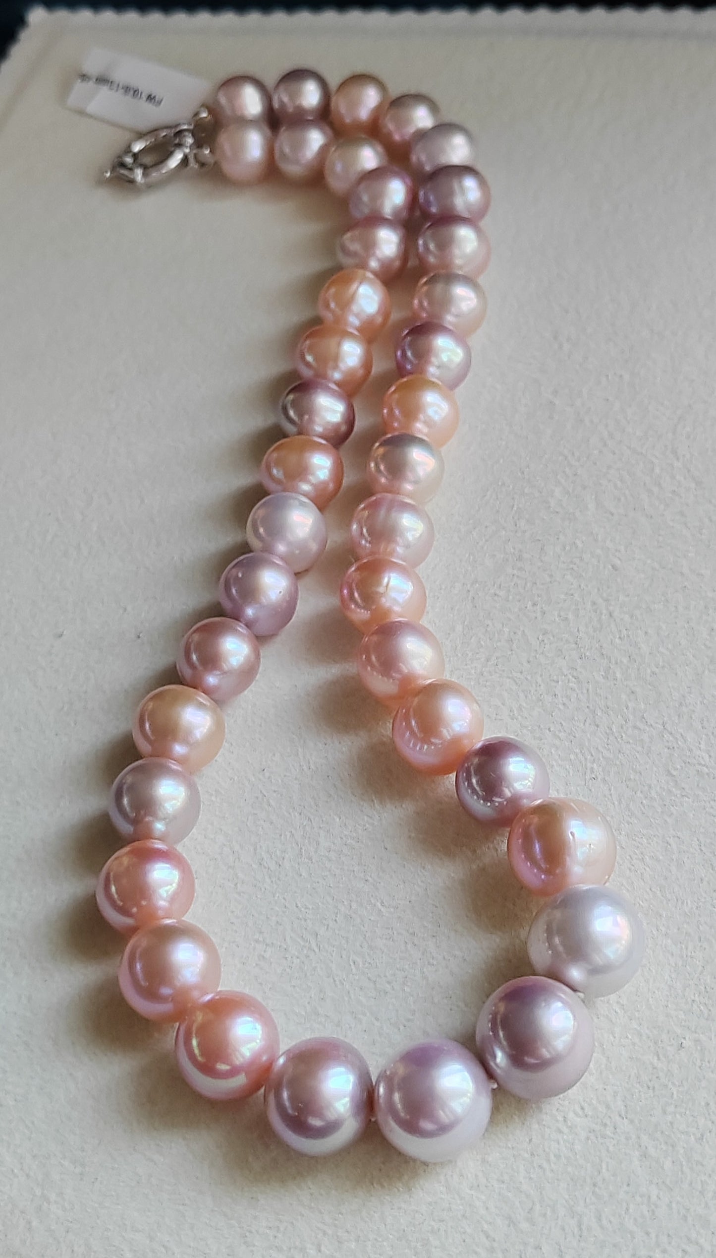 'Rainbow' necklace 10.8-13mm Genuine freshwater pearls