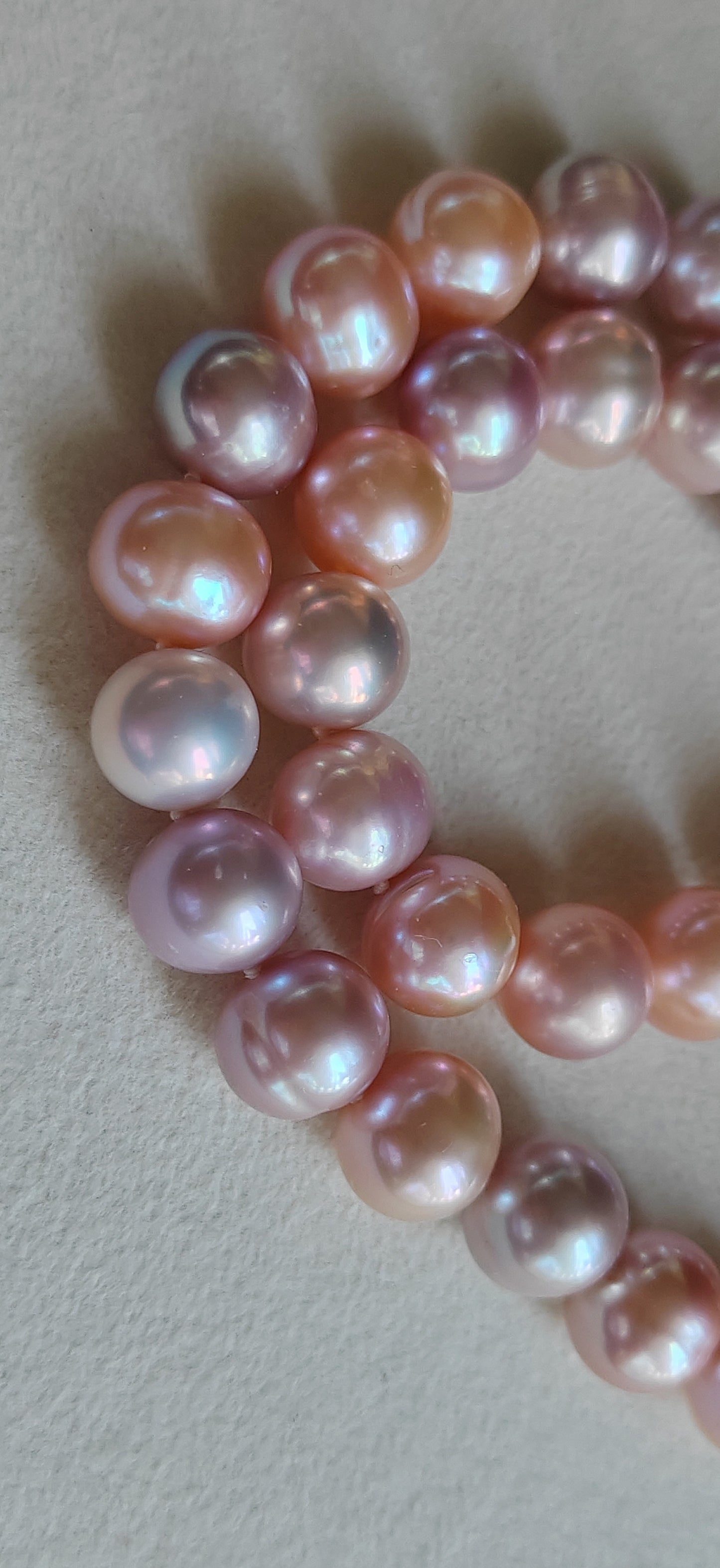 'Rainbow' necklace 10.8-13mm Genuine freshwater pearls