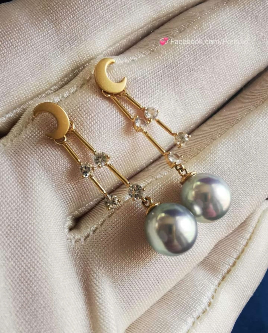 'Blue Moon' earrings 18k gold genuine Japanese akoya pearls 8mm AAAA