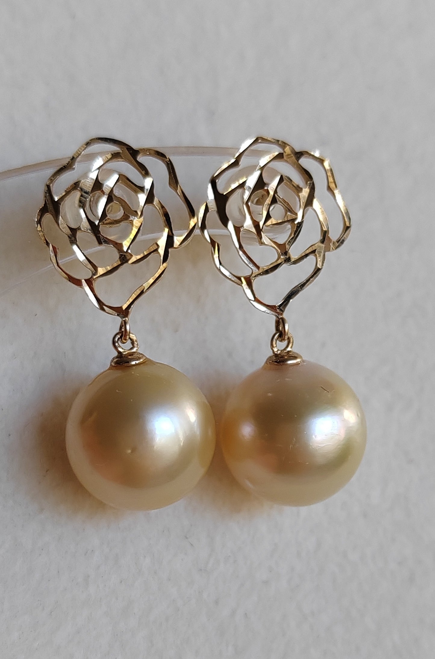 'Camellia' earrings 10k gold genuine golden south sea pearl 10.4mm Round
