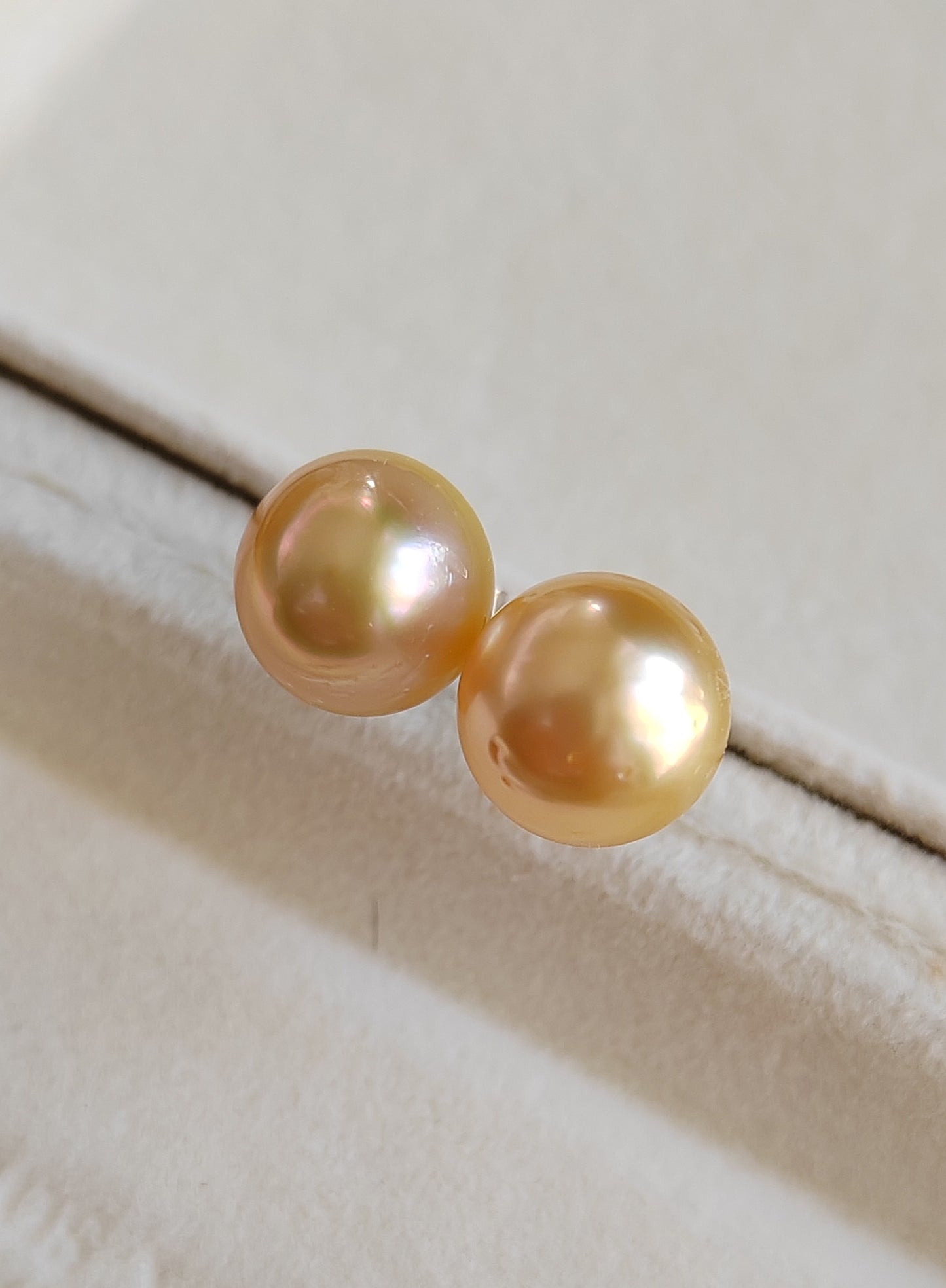 9.9mm Genuine golden south sea pearls Essential earrings studs