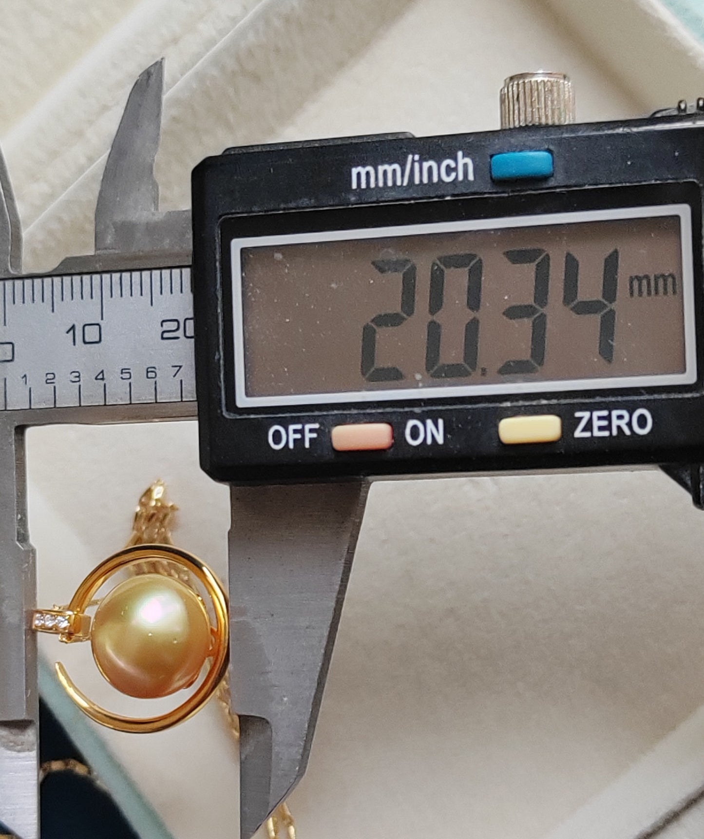 11.5mm Genuine golden south sea pearl 9k gold 'Moon' pendant