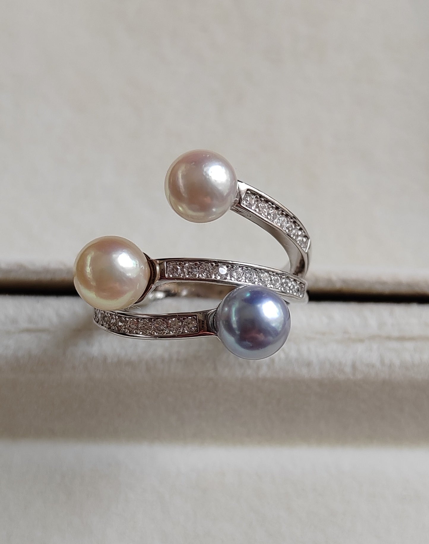 6.2-6.4mm Genuine Japanese akoya pearls triple beauty Ring