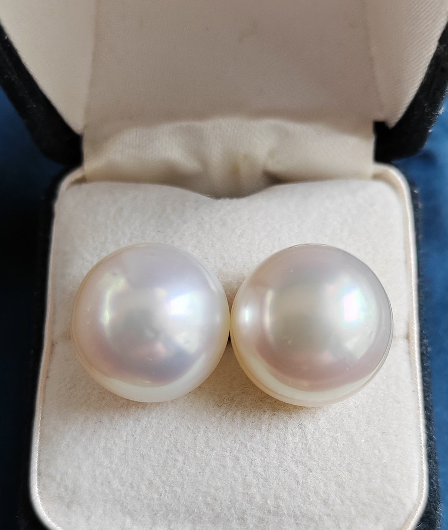 12.9mm Genuine Australian south sea white pearl classic earring studs