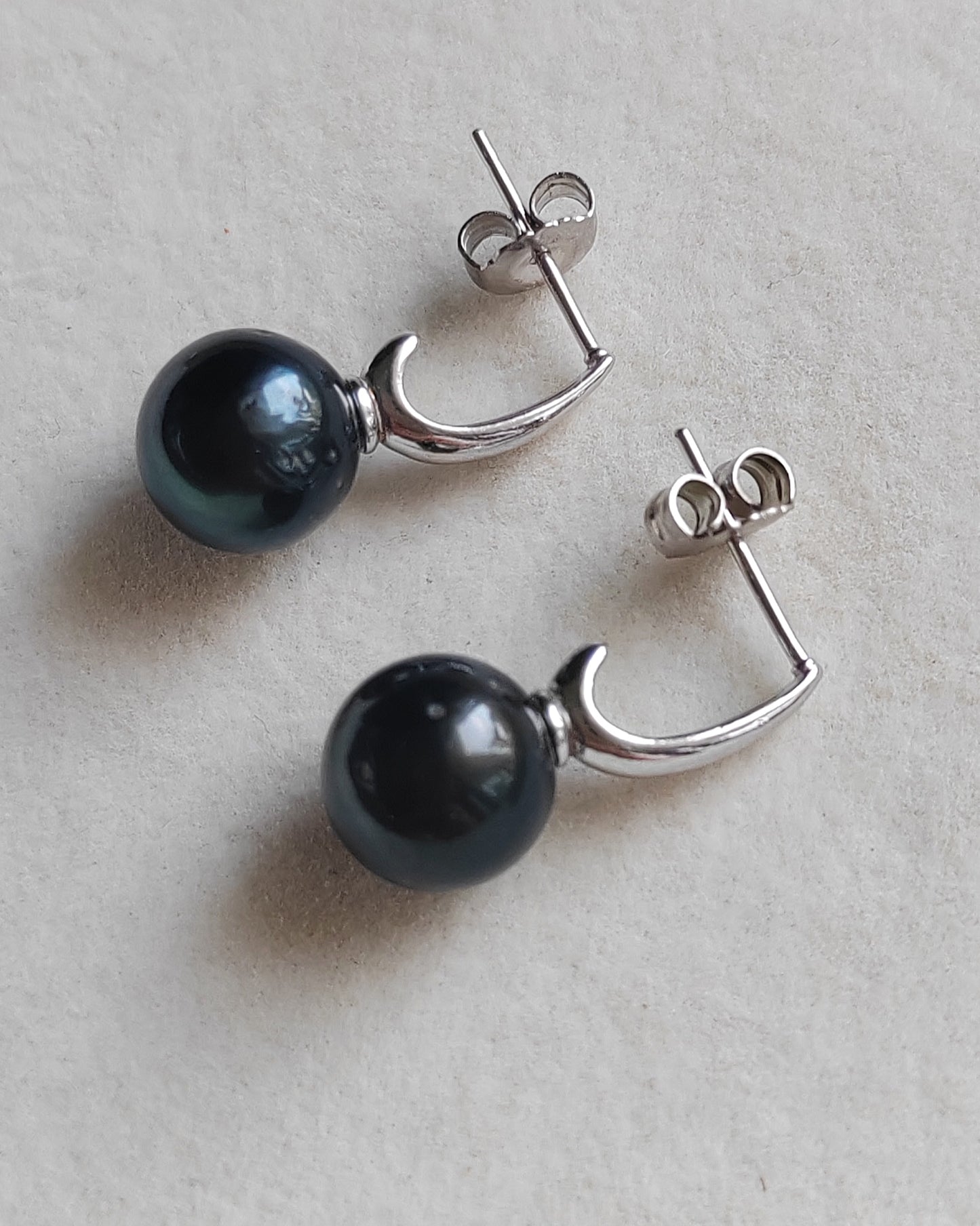 9.9mm Genuine tahitian south sea pearls round classic earrings sterling silver