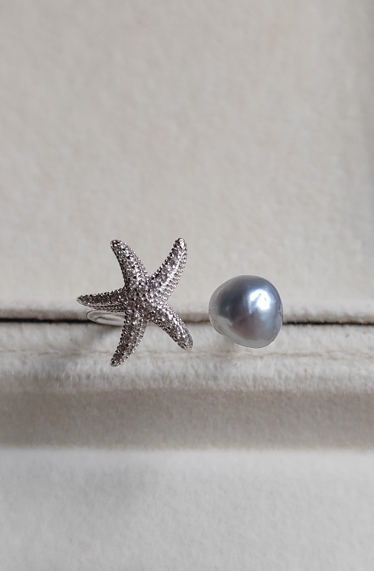 'Little star' ring genuine Keshi south Sea white pearl 6.9x7.4mm
