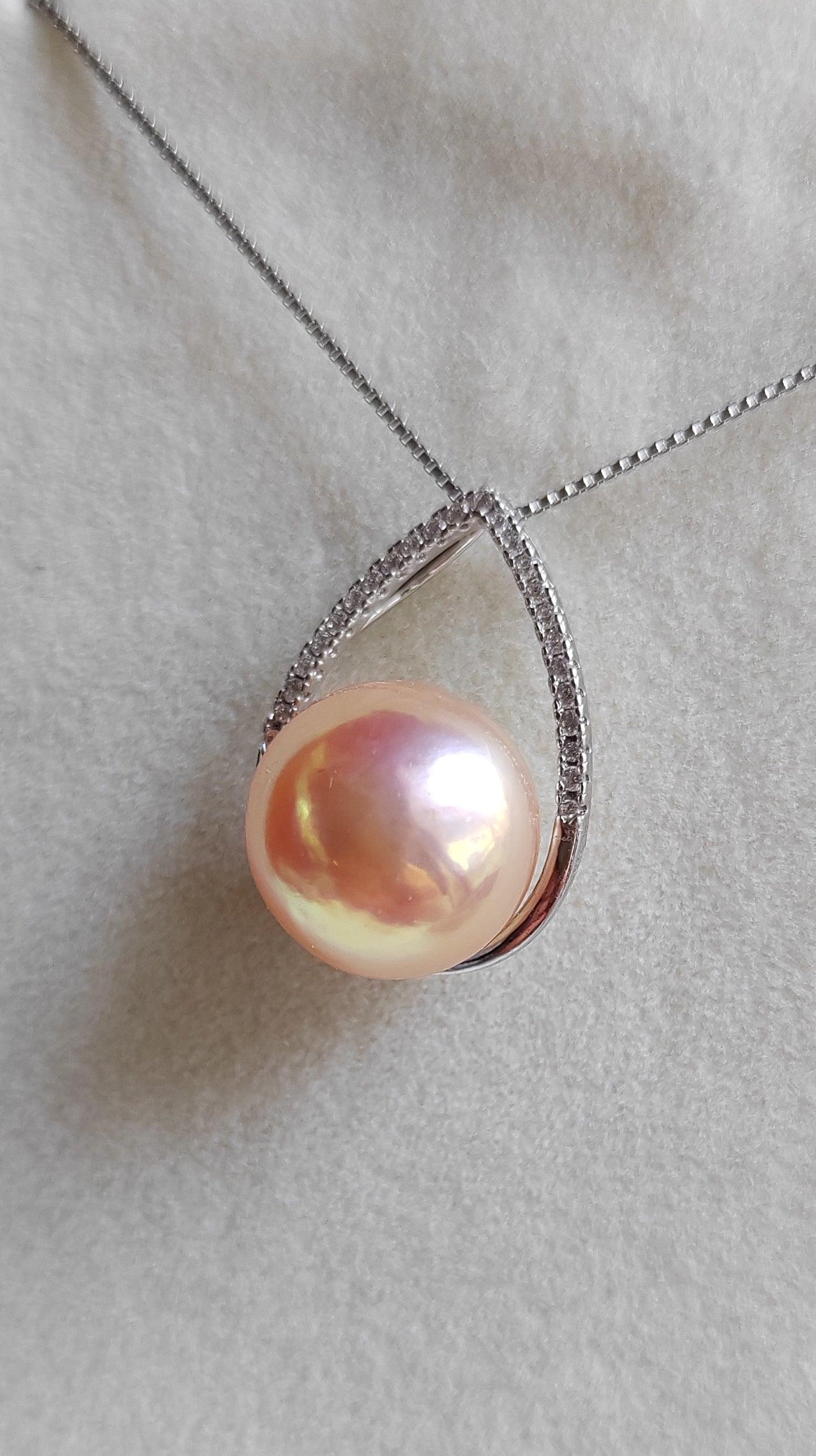 12mm Genuine freshwater pearl classic necklace Peach