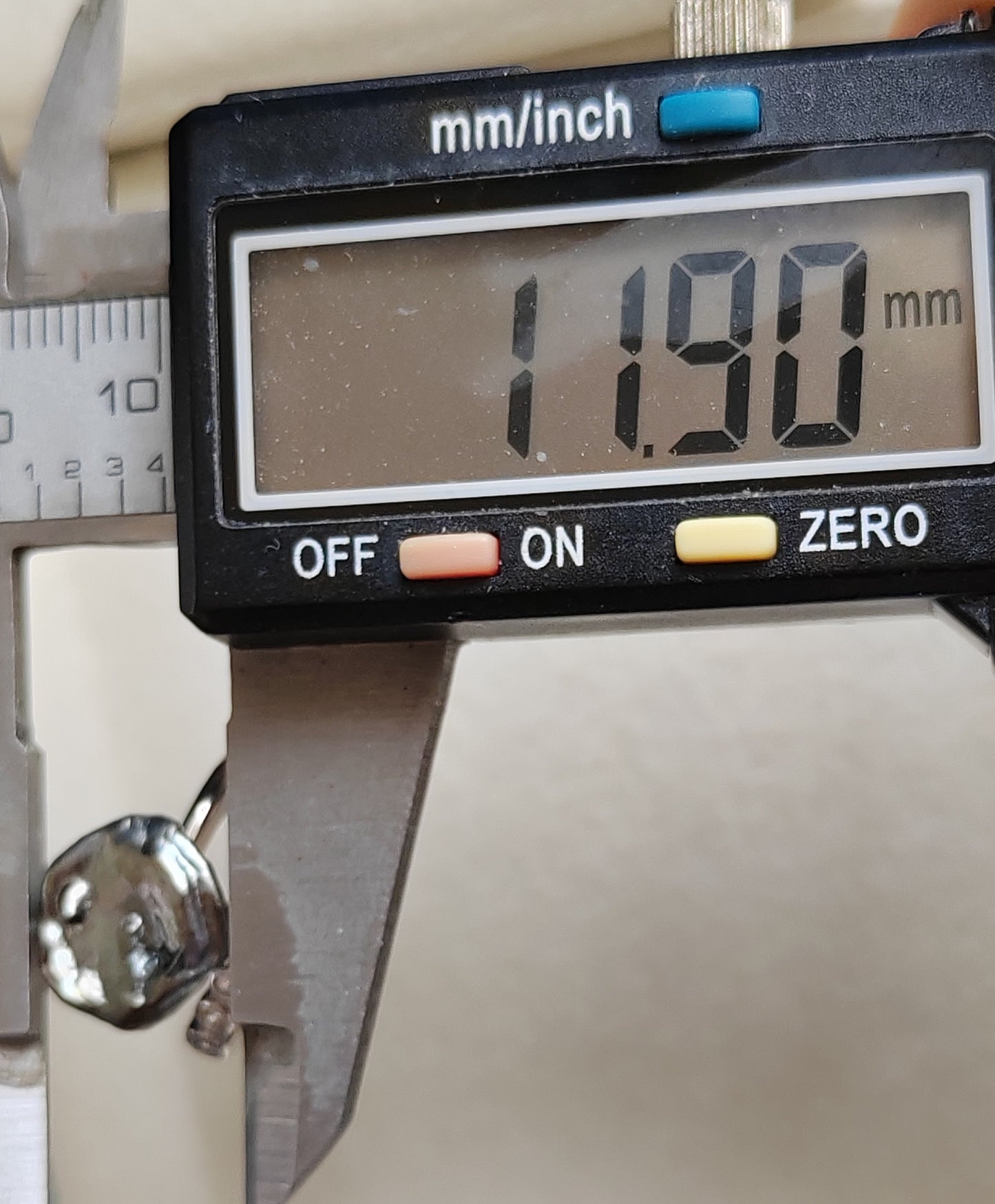 'Wild' Flower ring genuine tahitian Keshi pearl 3.6ct