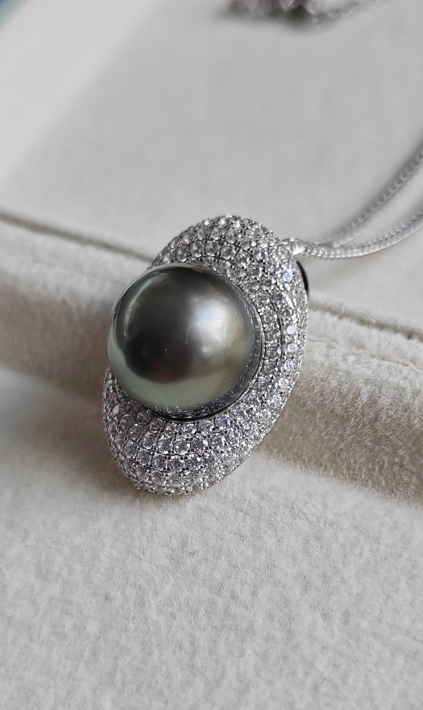 12.3mm Genuine tahitian south sea pearl luxury necklace