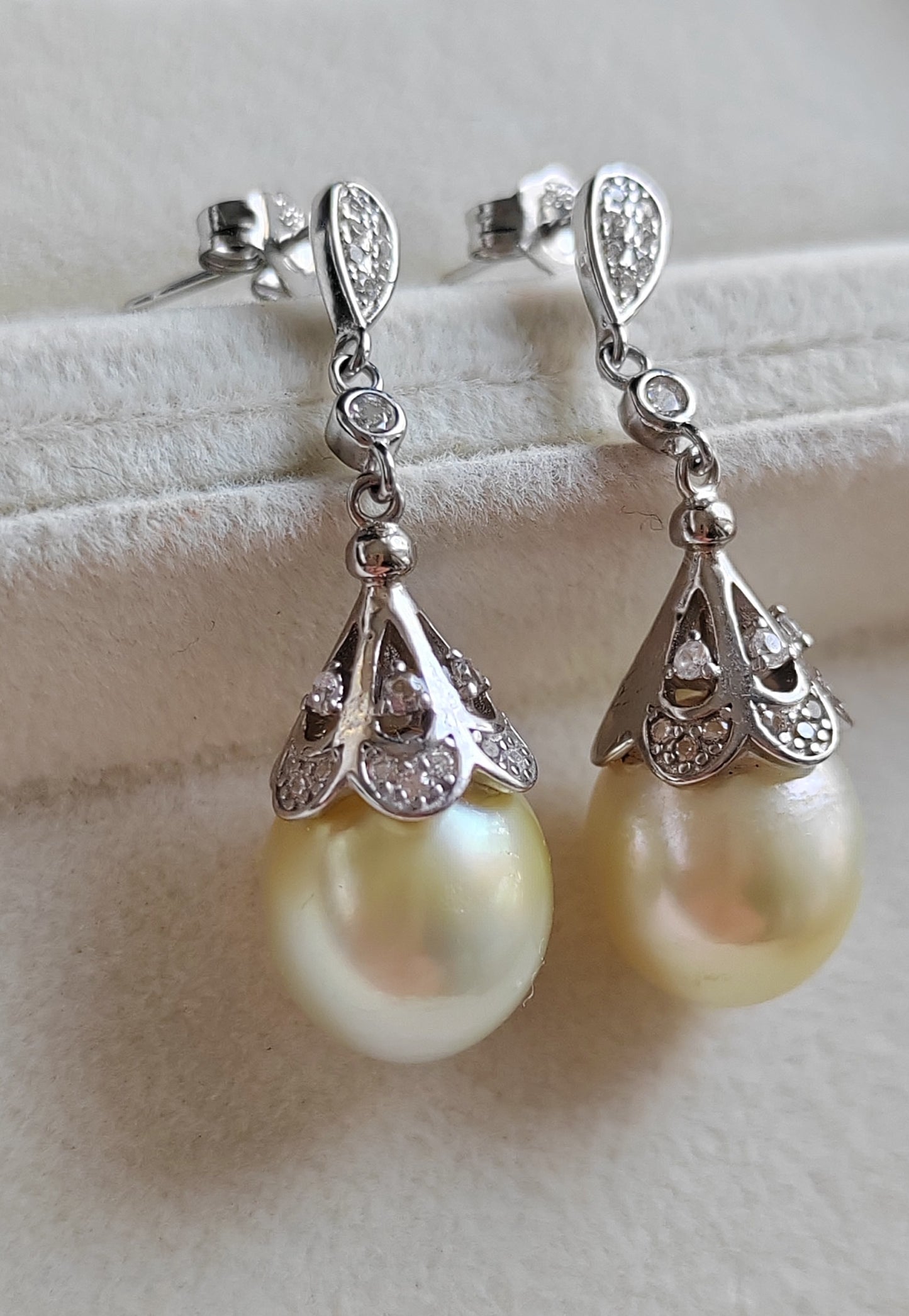 10.7mm Genuine south sea pearls elegant earrings silver