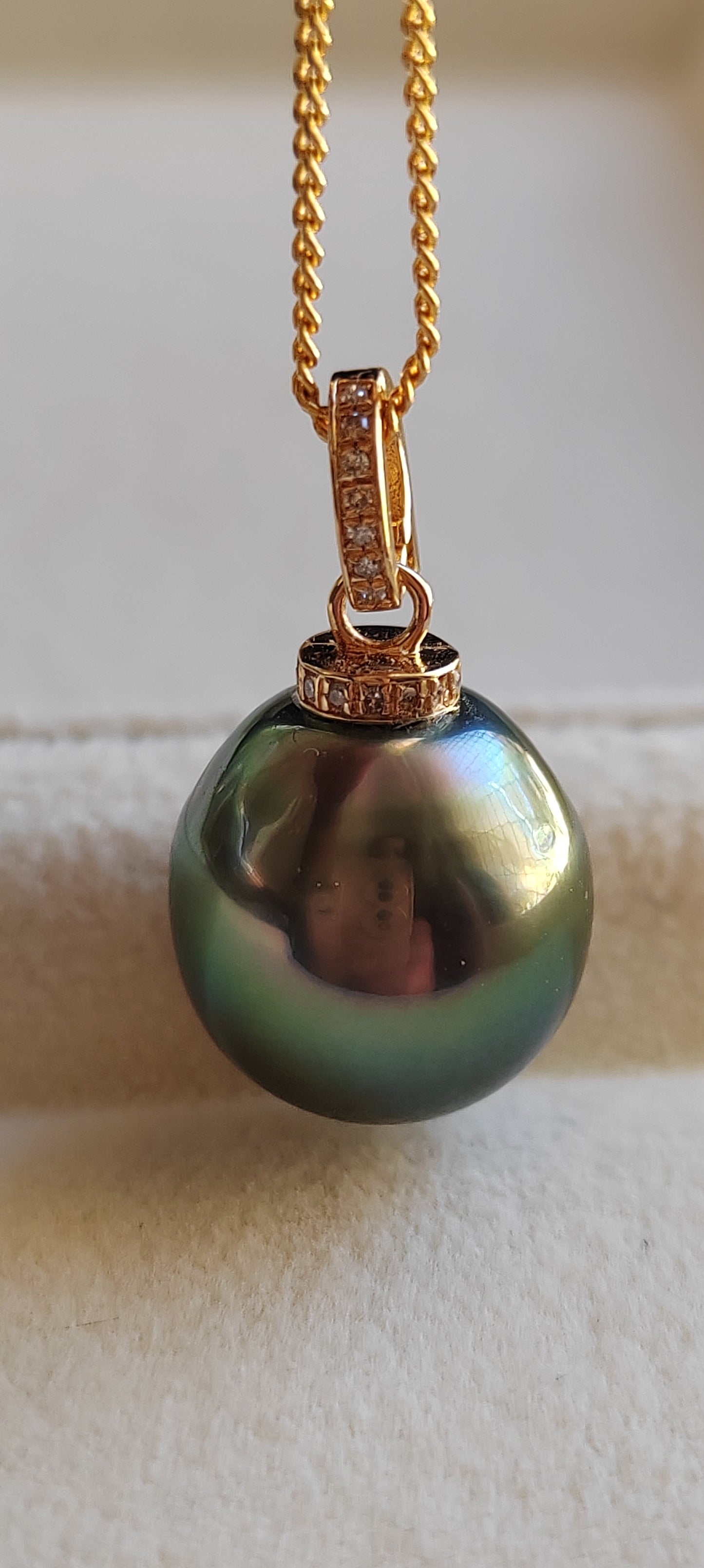 12.95x13.5mm Genuine Tahitian Mangareva pearl 18k gold diamond enhancer/ pendant