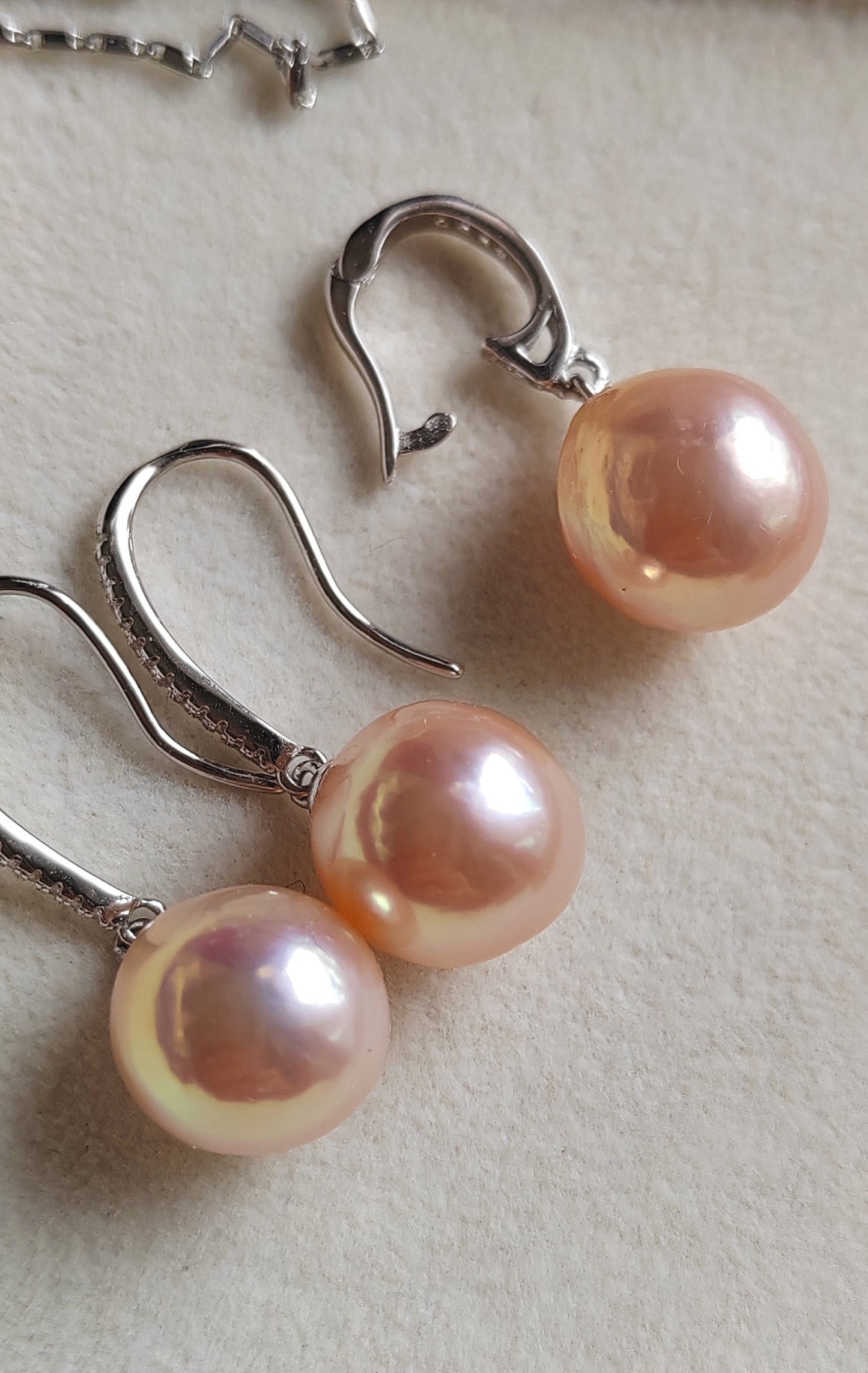 'Fairy Peach' Jewellery set Genuine freshwater pearls 11.8-12.2mm