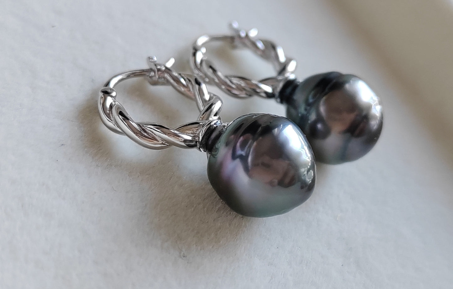 10.5mm Genuine tahitian south sea pearls simple hoops earrings