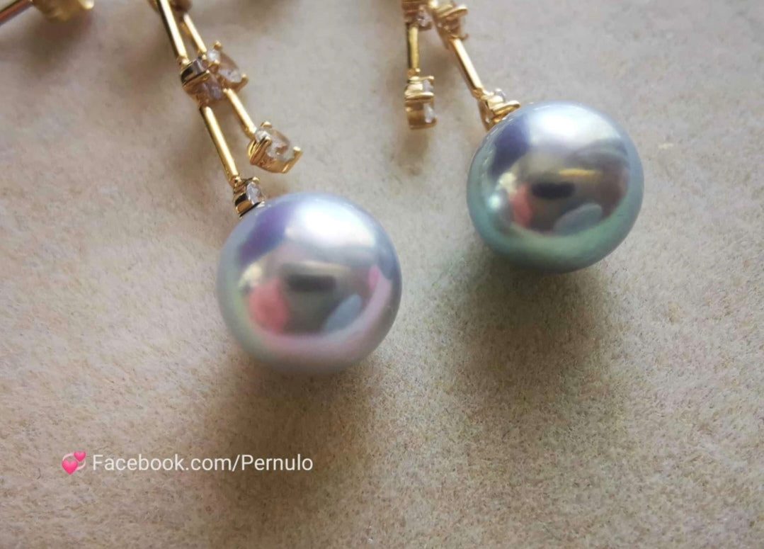 'Blue Moon' earrings 18k gold genuine Japanese akoya pearls 8mm AAAA