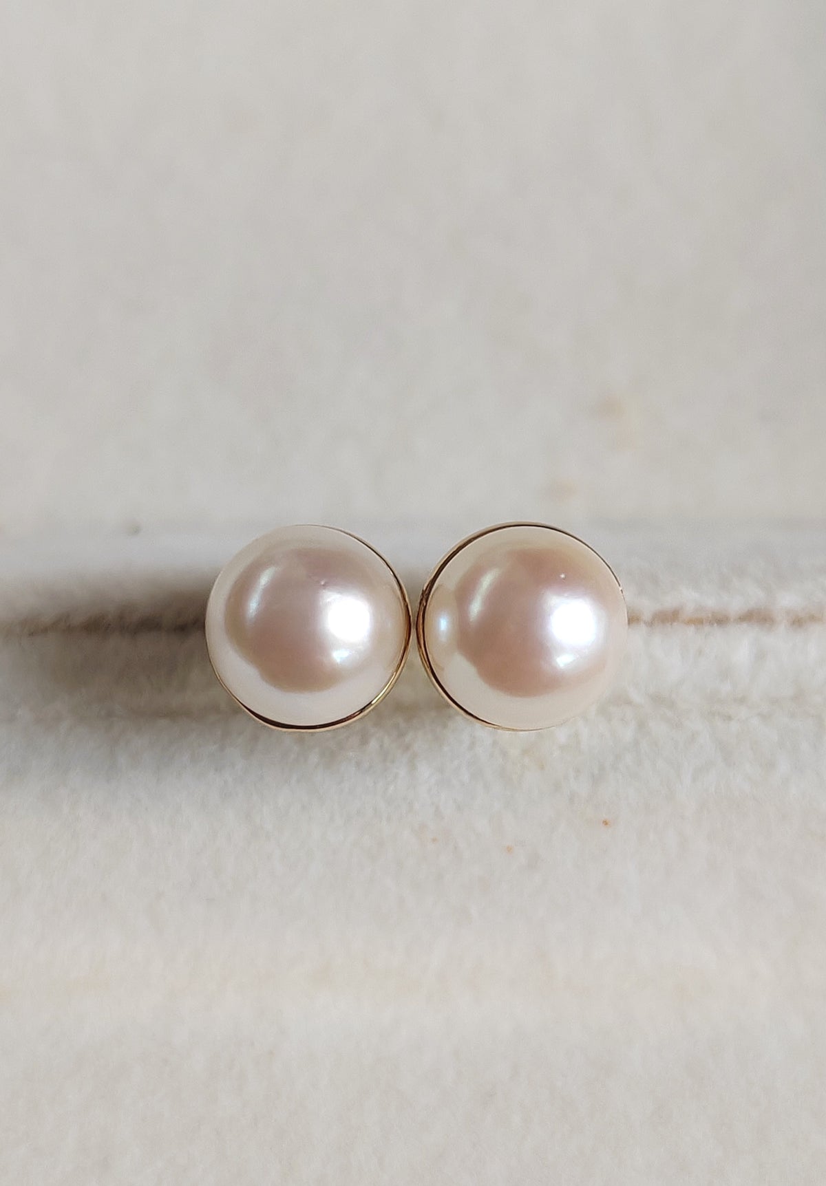10k gold earrings genuine Japanese akoya pearls round 7mm