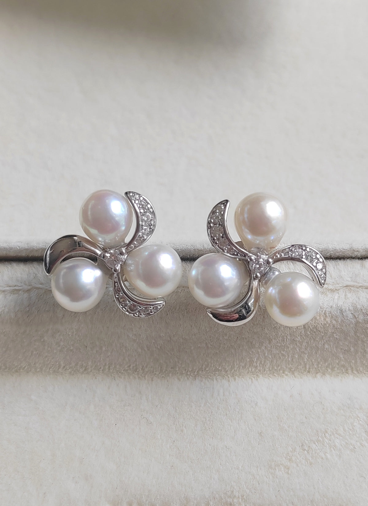 'Pinwheel flowers' Earring genuine Japanese akoya pearls 6.2-6.4mm