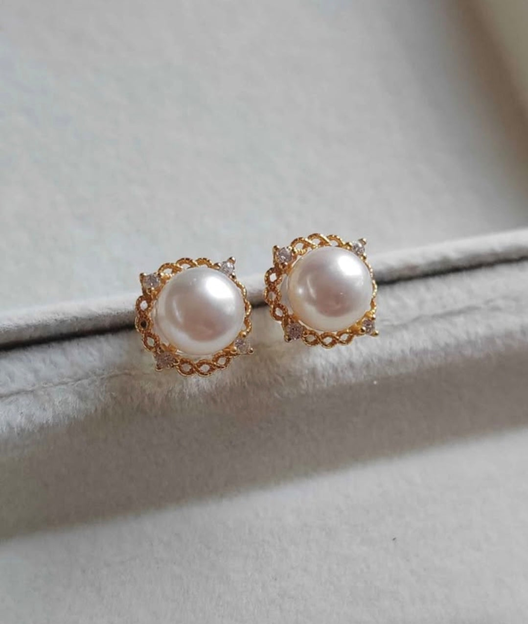 6.4mm Genuine akoya saltwater pearls earrings