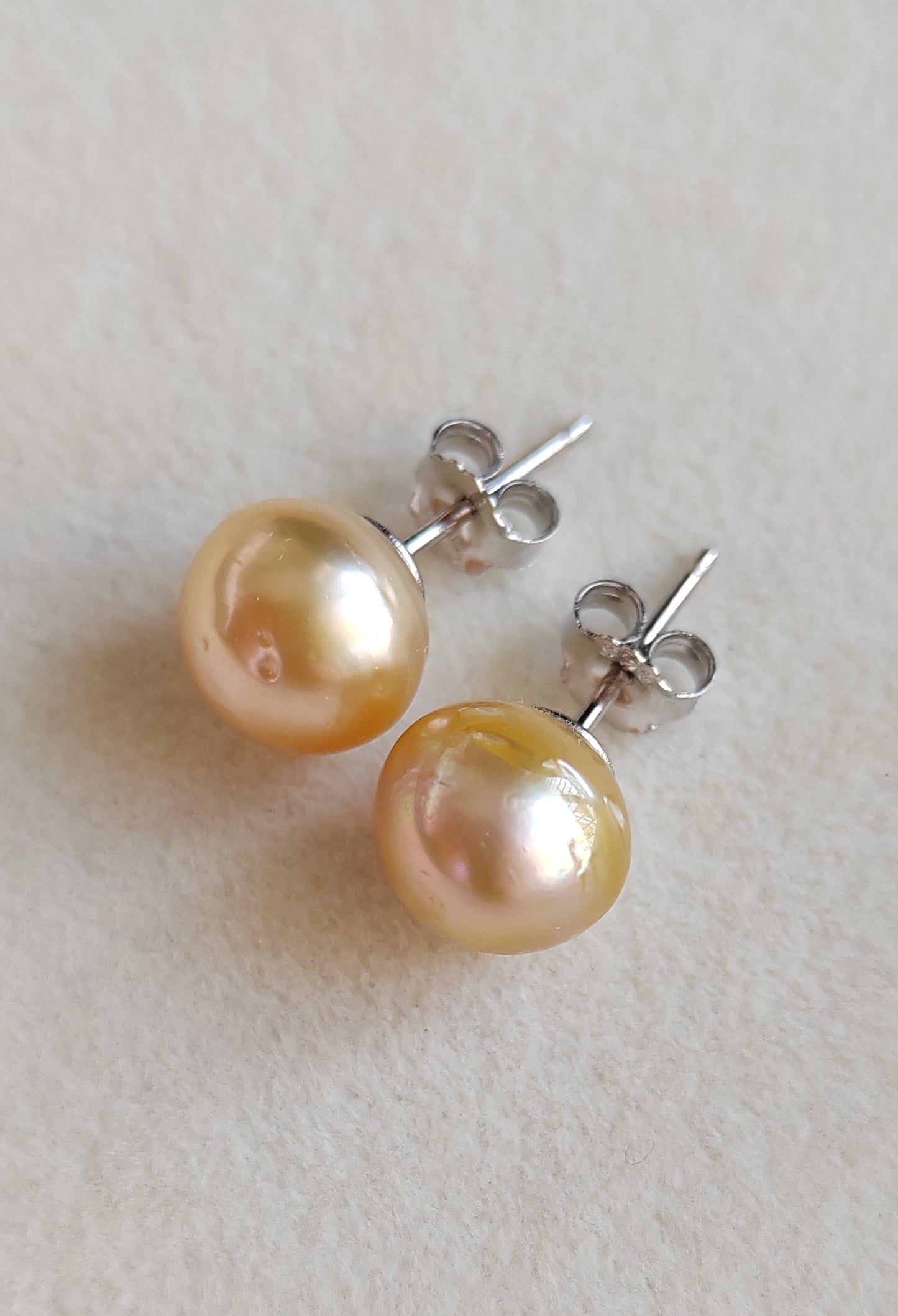 9.9mm Genuine golden south sea pearls Essential earrings studs