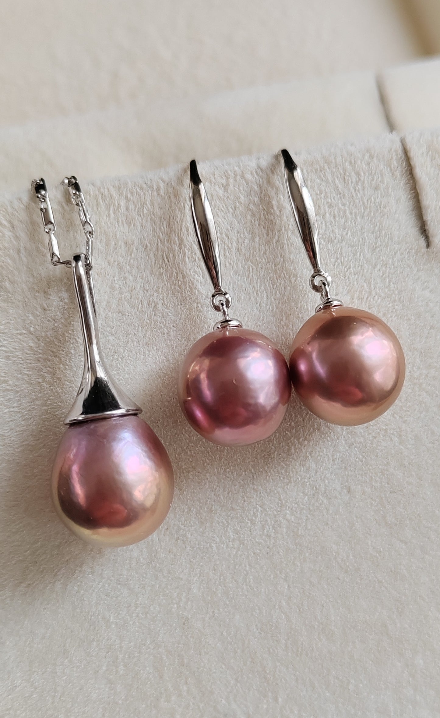 Classic Jewellry set Genuine freshwater pearls 10.9-11.5mm