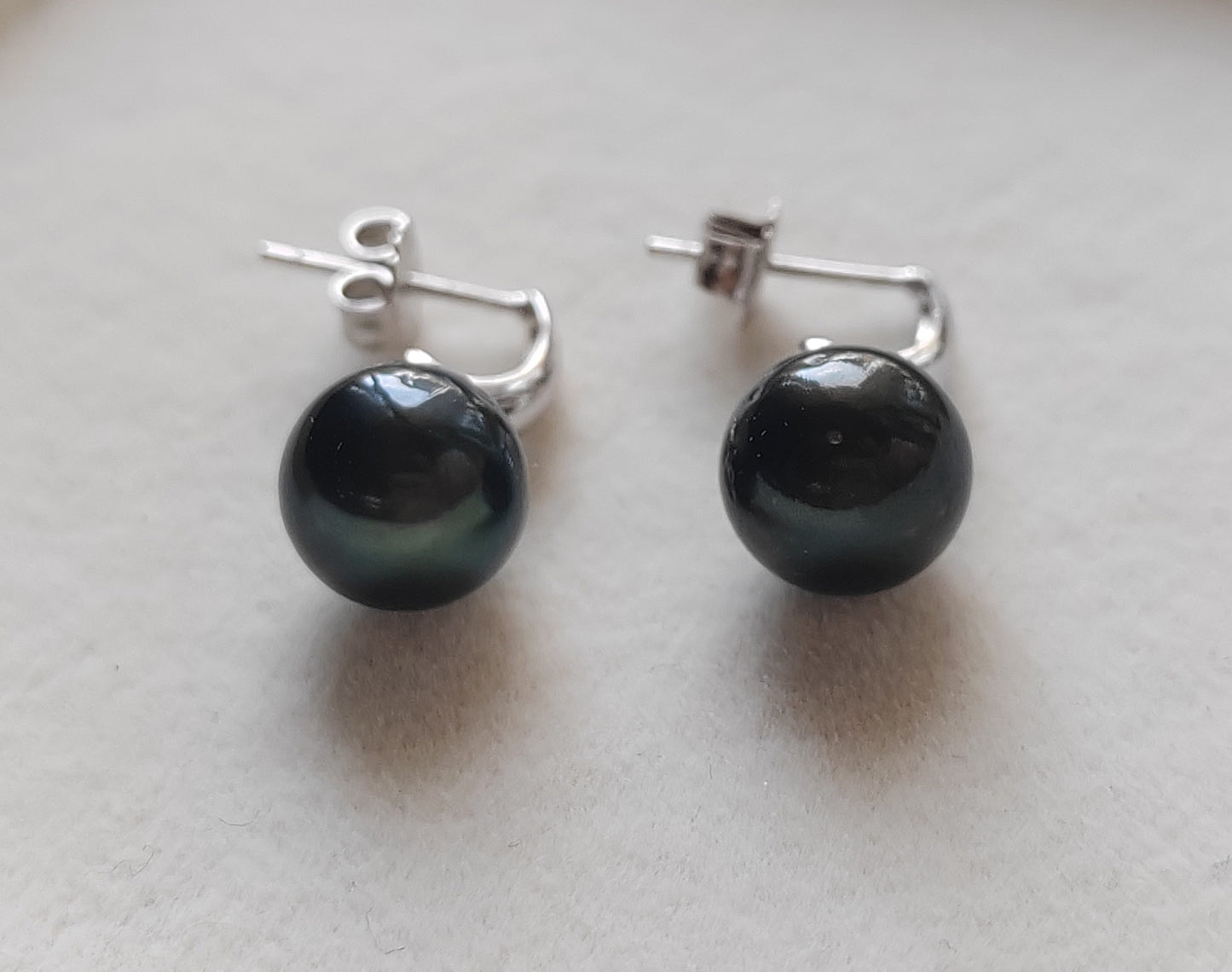 9.9mm Genuine tahitian south sea pearls round classic earrings sterling silver