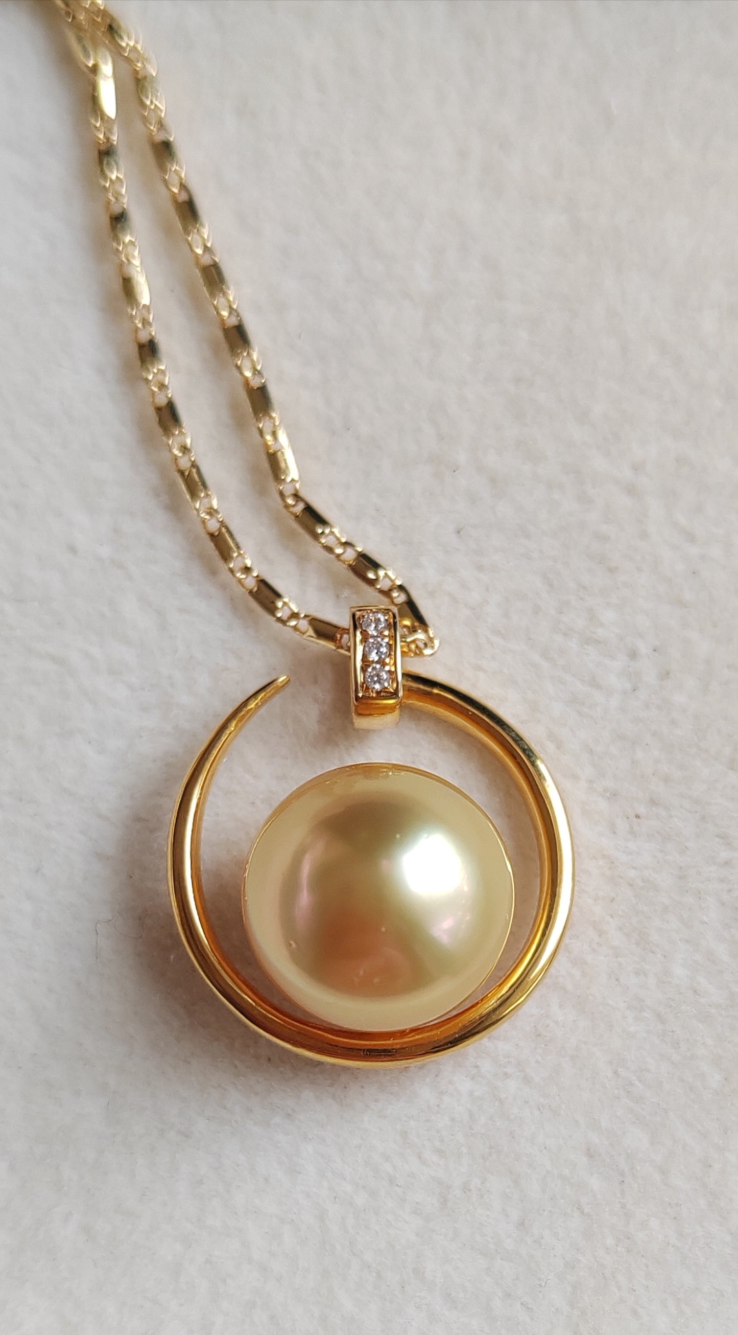 11.5mm Genuine golden south sea pearl 9k gold 'Moon' pendant