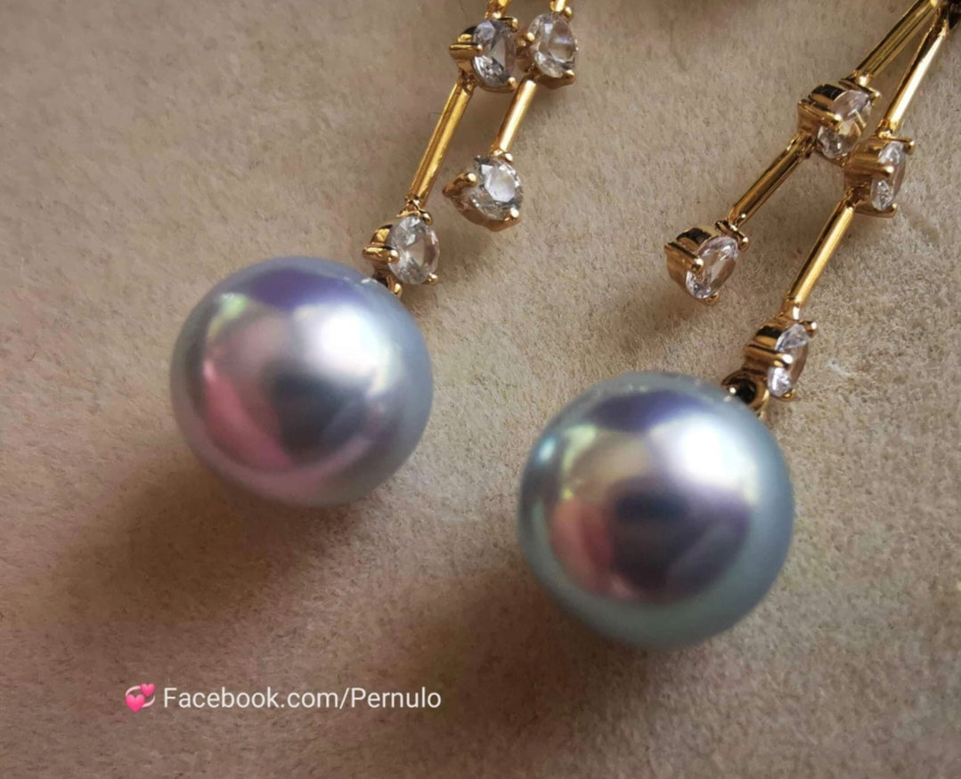 'Blue Moon' earrings 18k gold genuine Japanese akoya pearls 8mm AAAA