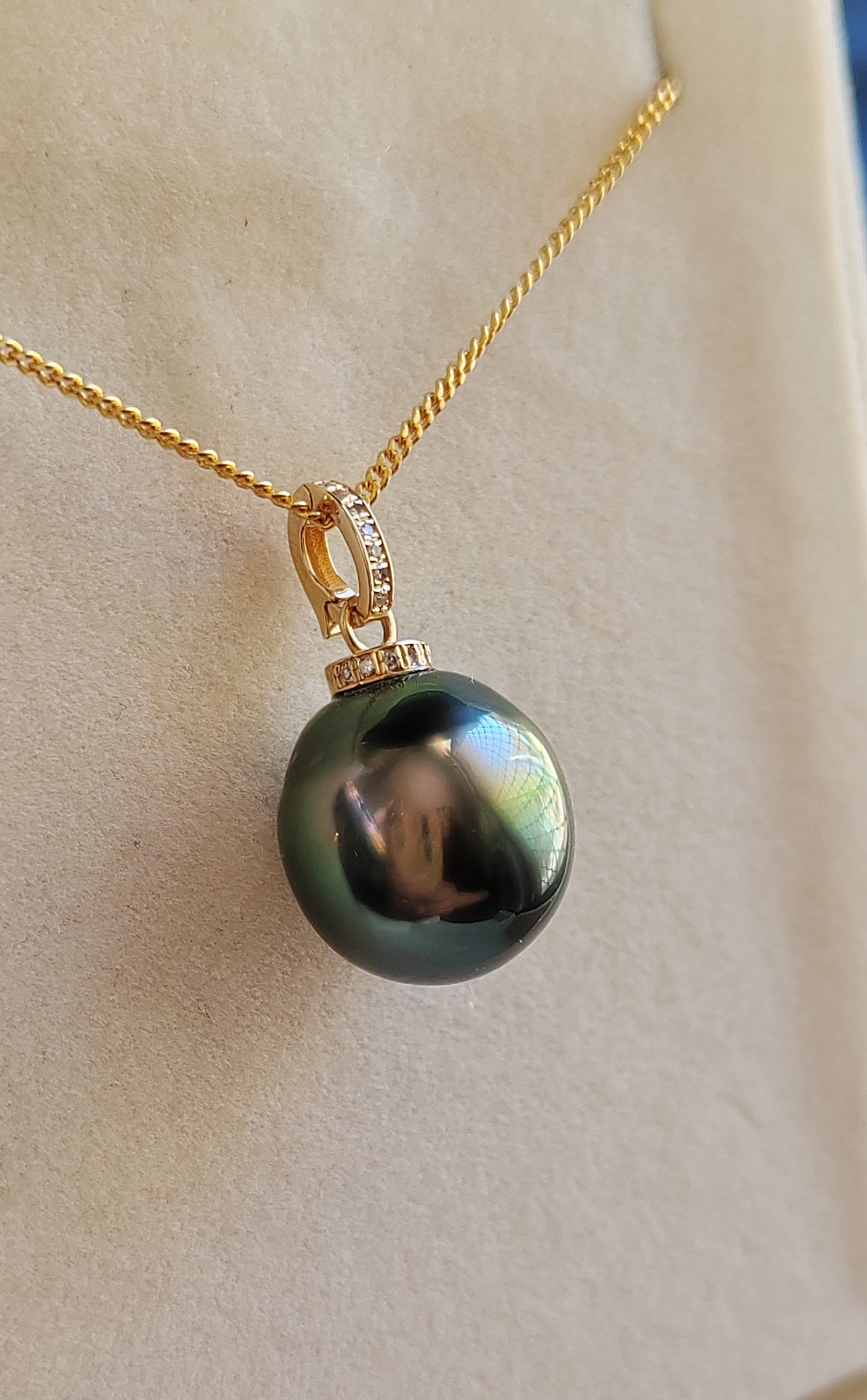 12.95x13.5mm Genuine Tahitian Mangareva pearl 18k gold diamond enhancer/ pendant
