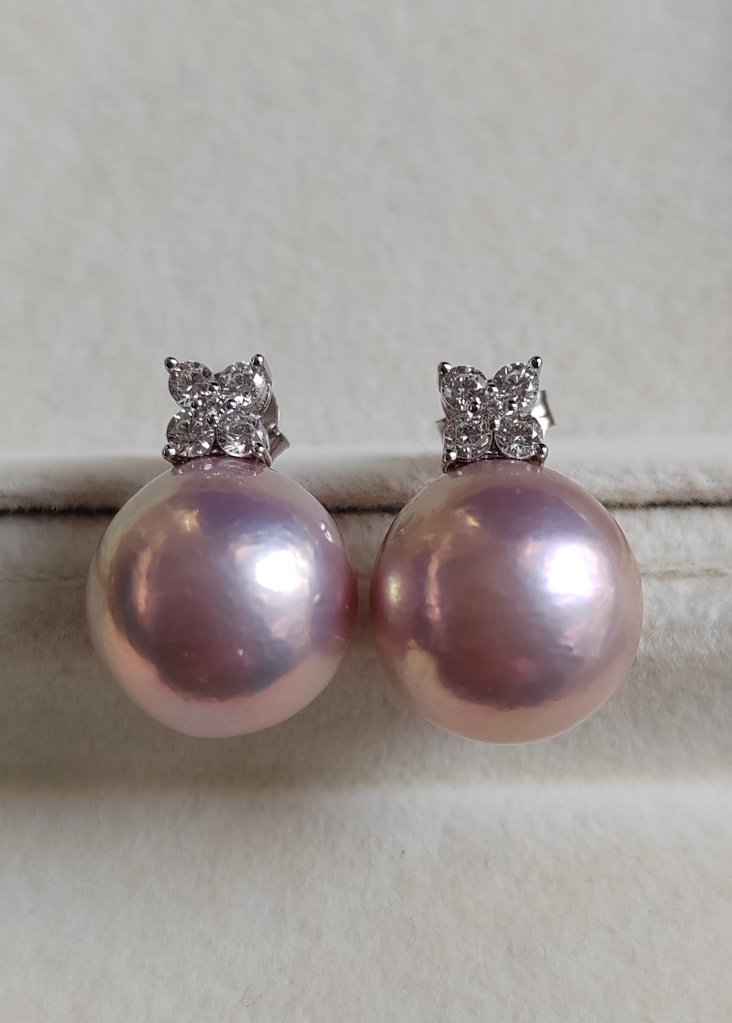 'Silver Clovers' jewelry set Genuine freshwater pearls 13-13.4mm