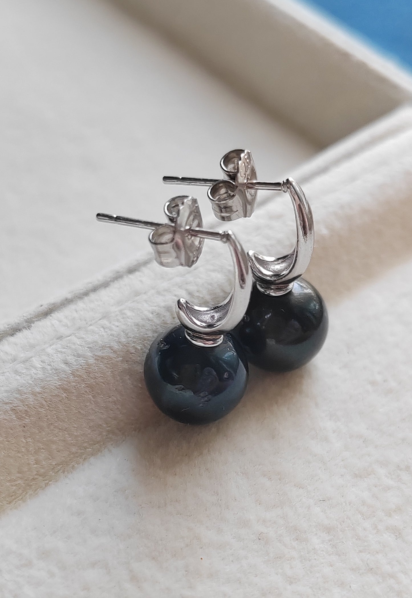 9.9mm Genuine tahitian south sea pearls round classic earrings sterling silver