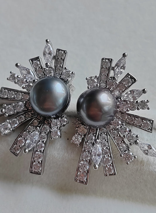 'Wild' earrings genuine tahitian south sea Keshi pearls 7.5mm