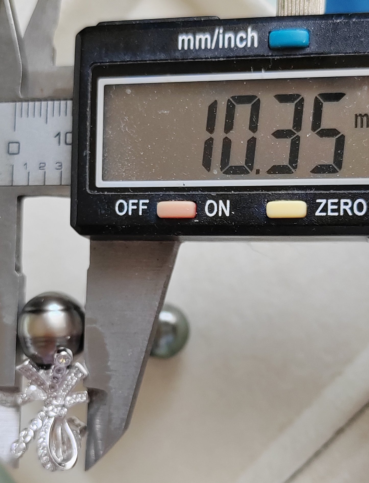 Art Deco earrings silver Genuine tahitian pearls 10.3mm