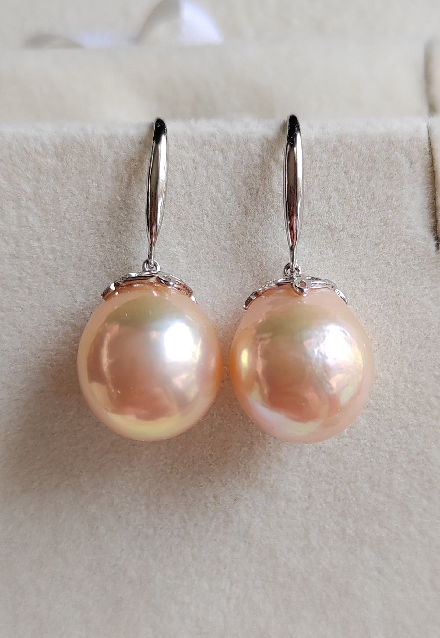 12.5mm Genuine freshwater pearls dangle earrings