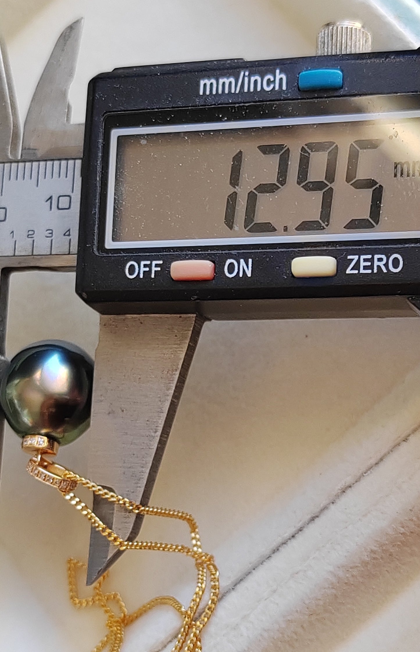 12.95x13.5mm Genuine Tahitian Mangareva pearl 18k gold diamond enhancer/ pendant