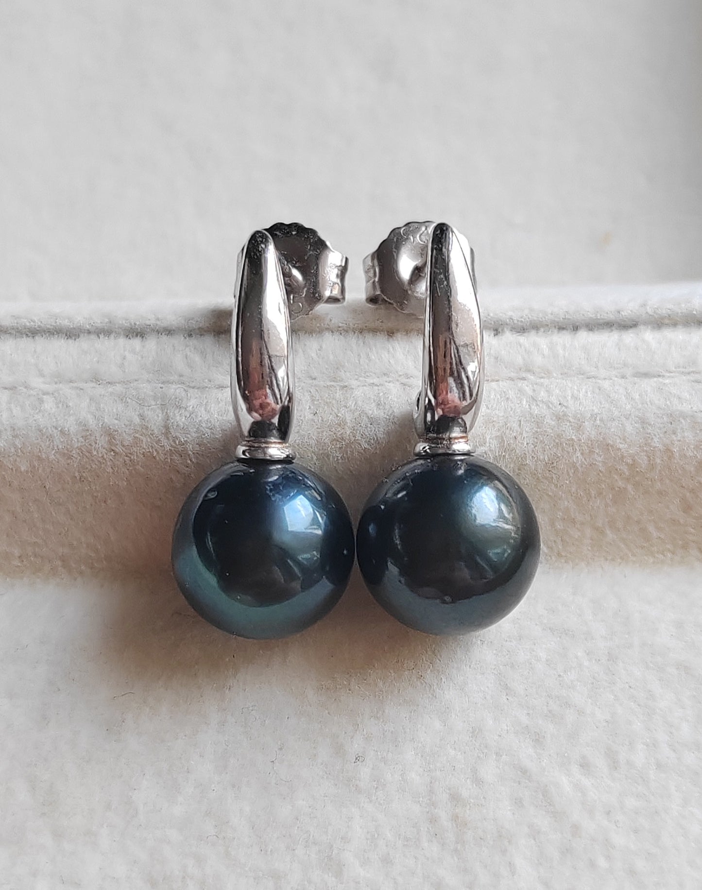 9.9mm Genuine tahitian south sea pearls round classic earrings sterling silver