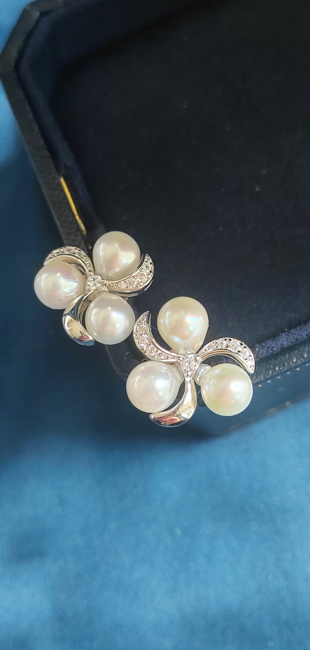 'Pinwheel flowers' Earring genuine Japanese akoya pearls 6.2-6.4mm