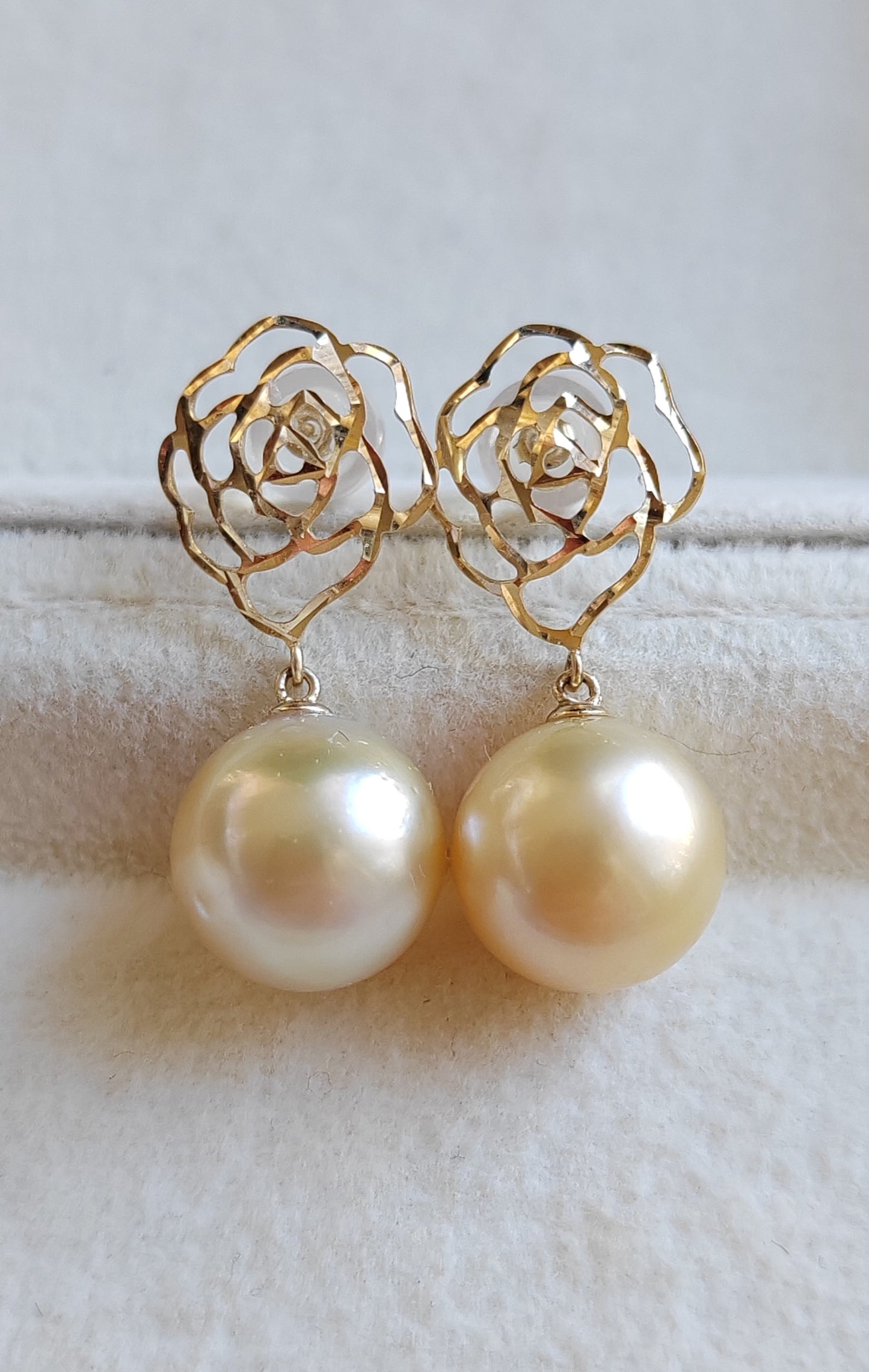 'Camellia' earrings 10k gold genuine golden south sea pearl 10.4mm Round