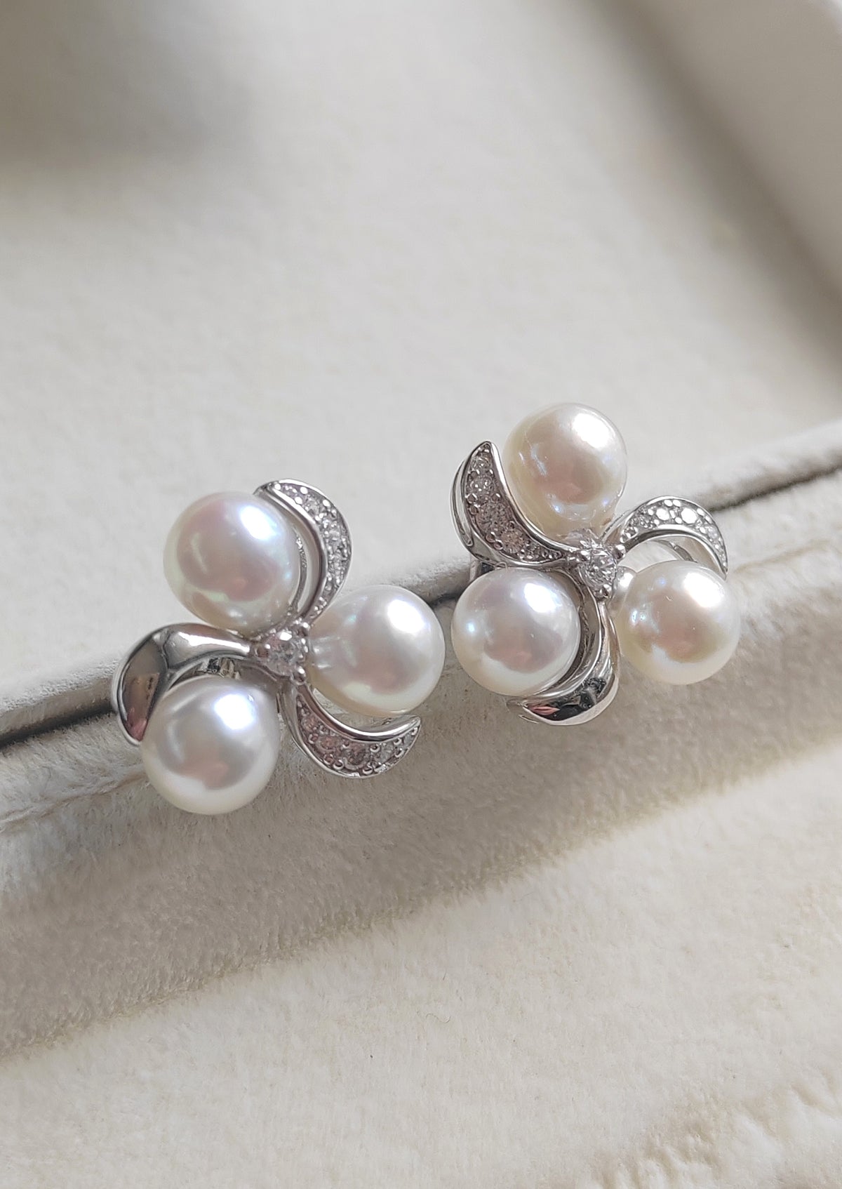 'Pinwheel flowers' Earring genuine Japanese akoya pearls 6.2-6.4mm