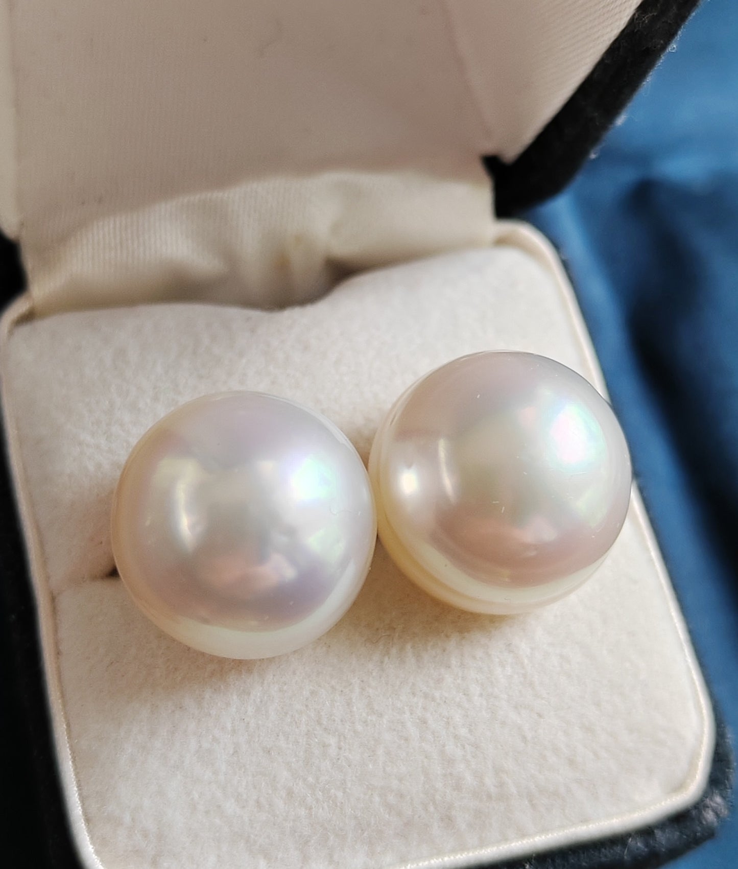 12.9mm Genuine Australian south sea white pearl classic earring studs