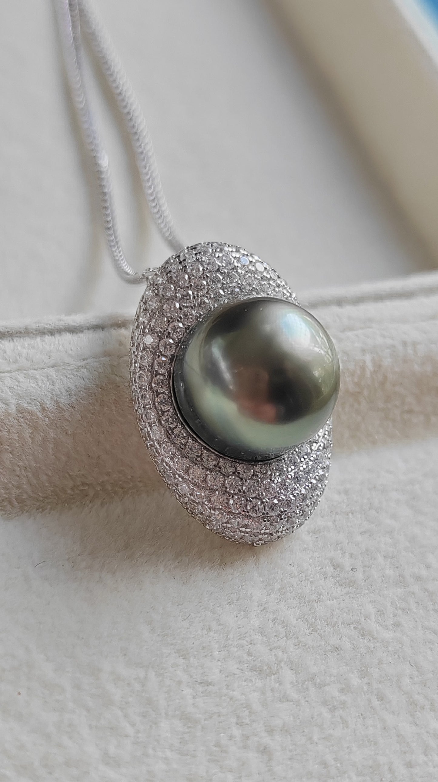 12.3mm Genuine tahitian south sea pearl luxury necklace