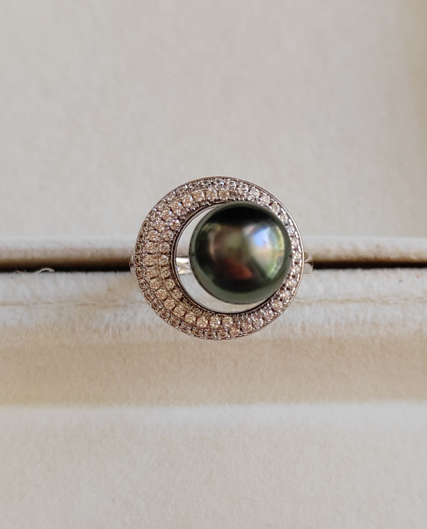 'Moon' ring genuine tahitian pearl 9.4mm