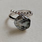 'Wild' Flower ring genuine tahitian Keshi pearl 3.6ct